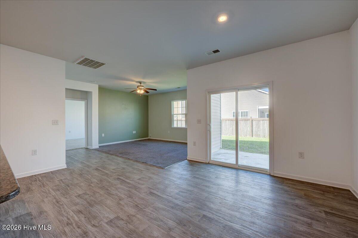 413 Isabelle Street Property Photo 23