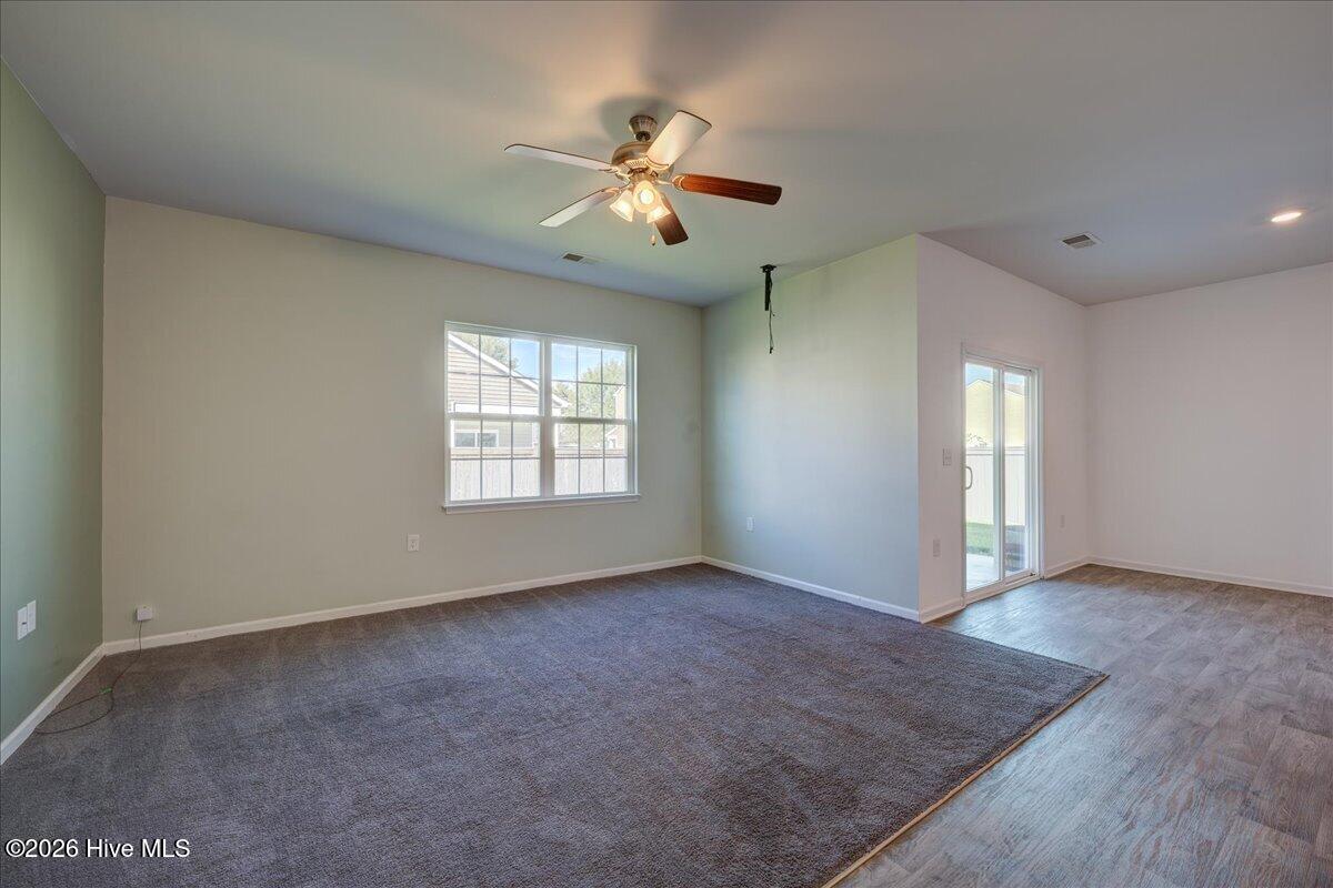 413 Isabelle Street Property Photo 27