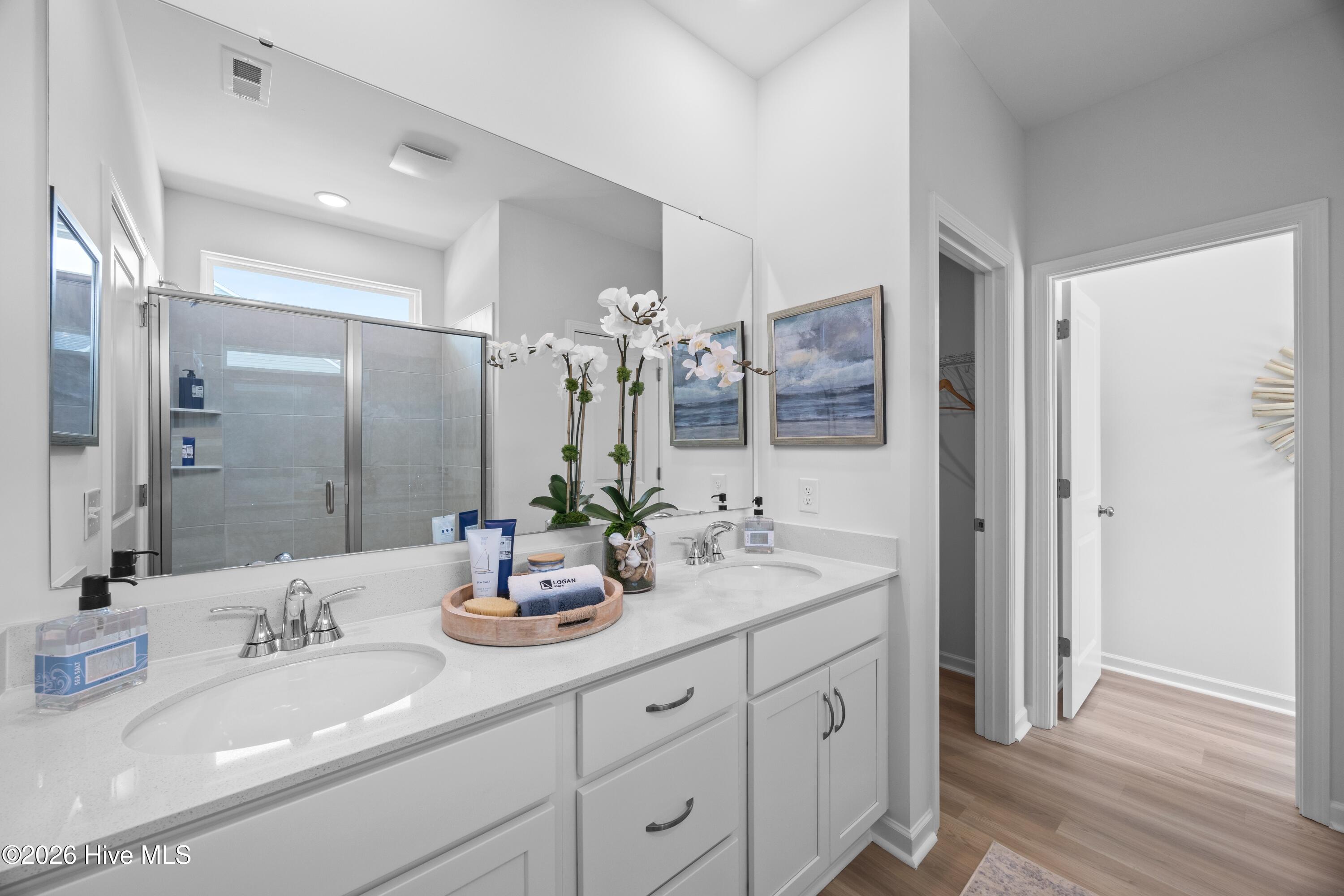 407 Loggerhead Boulevard Property Photo 13