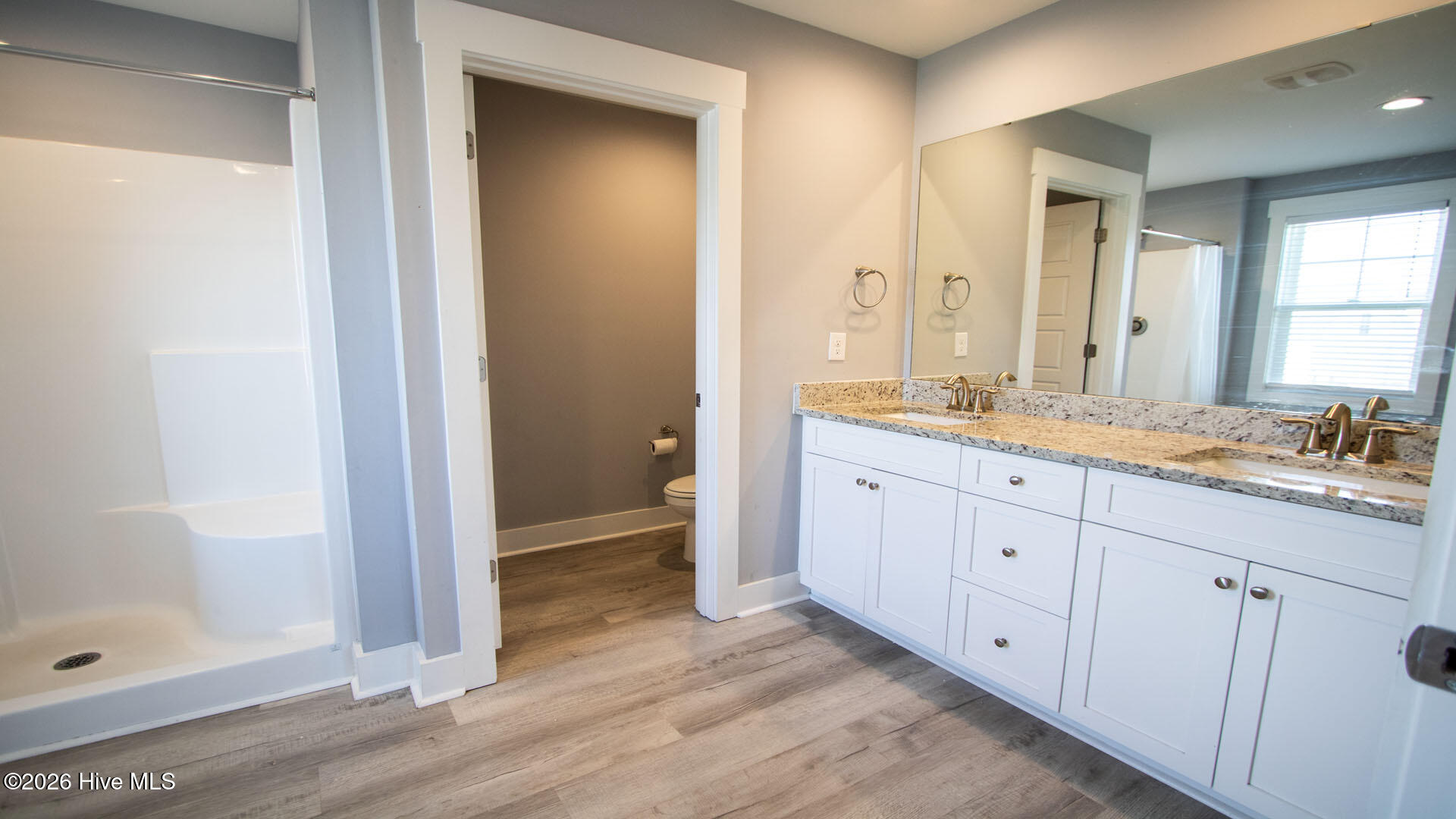 279 E Ivybridge Drive Property Photo 14