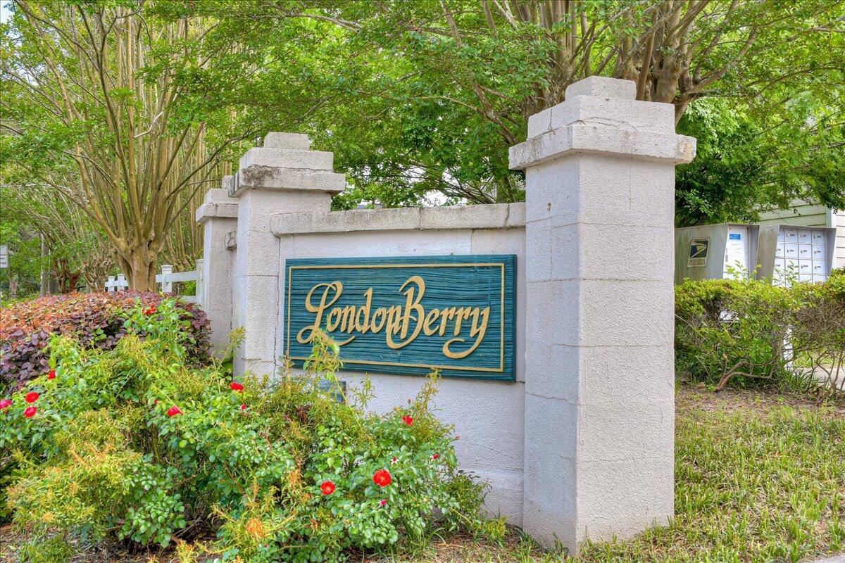 23 Londonberry Lane Property Photo 4