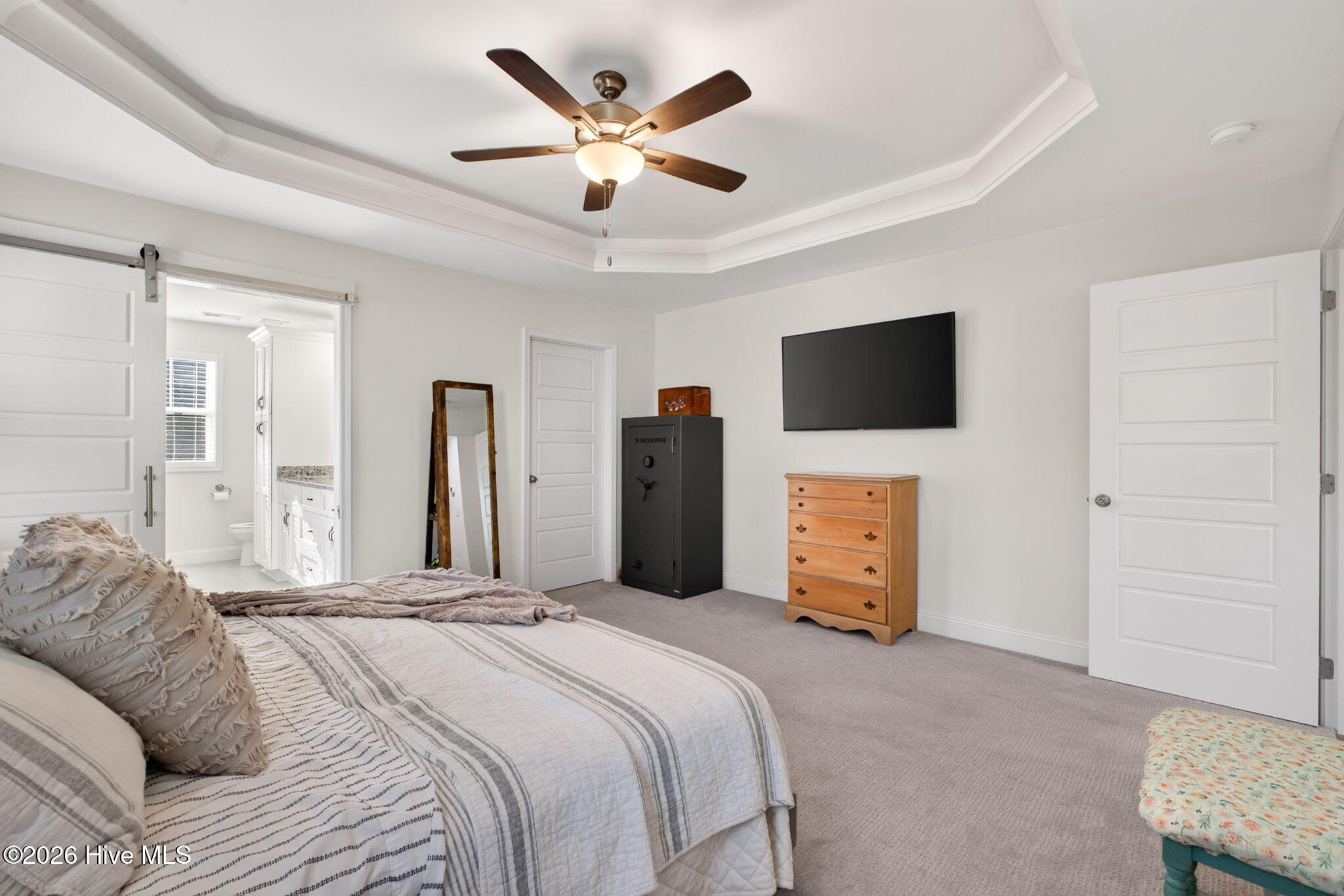 82 Falls River Court Property Photo 26