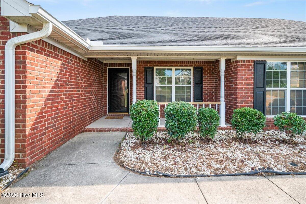 3314 Thames Place Property Photo 3