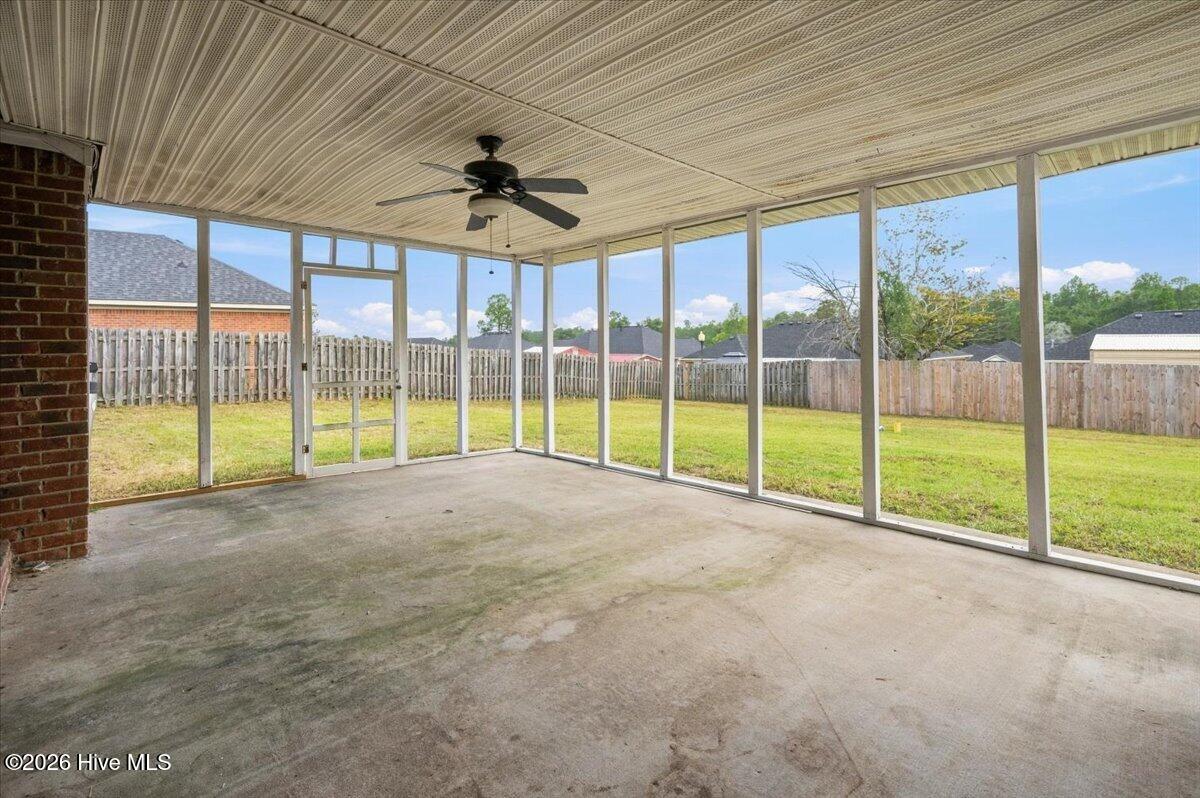 3314 Thames Place Property Photo 24