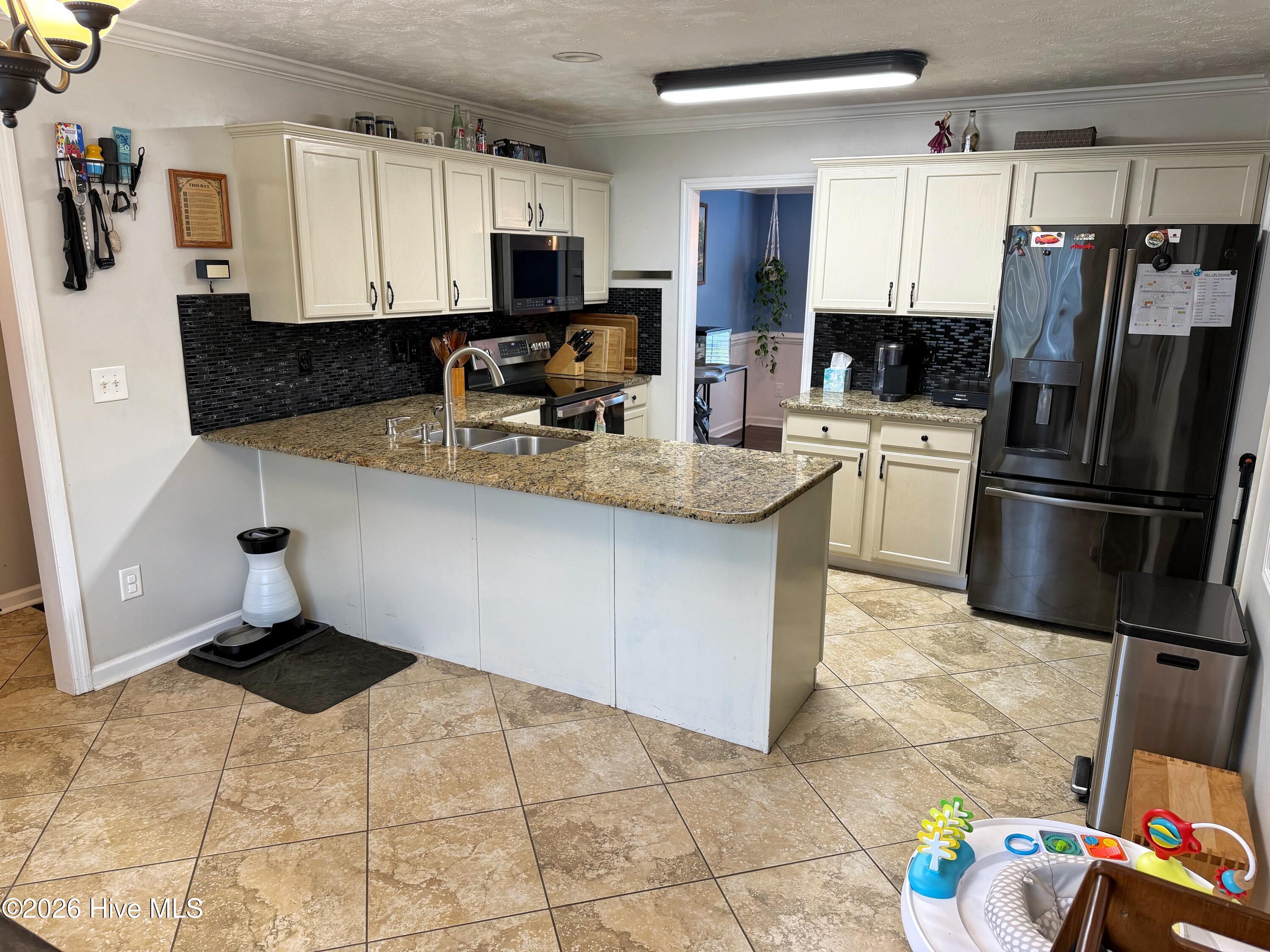 194 Bridlewood Drive Property Photo 13