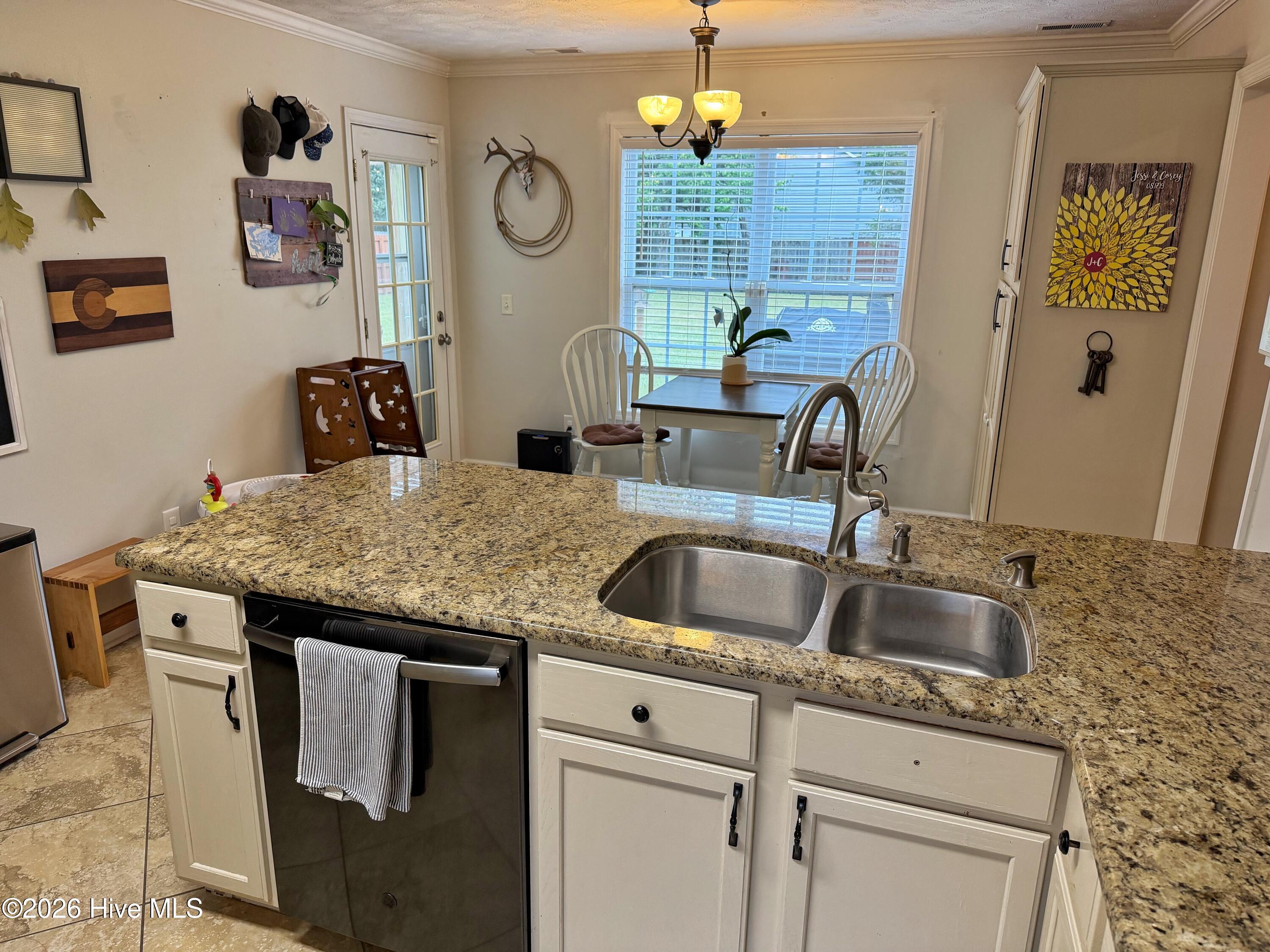 194 Bridlewood Drive Property Photo 14