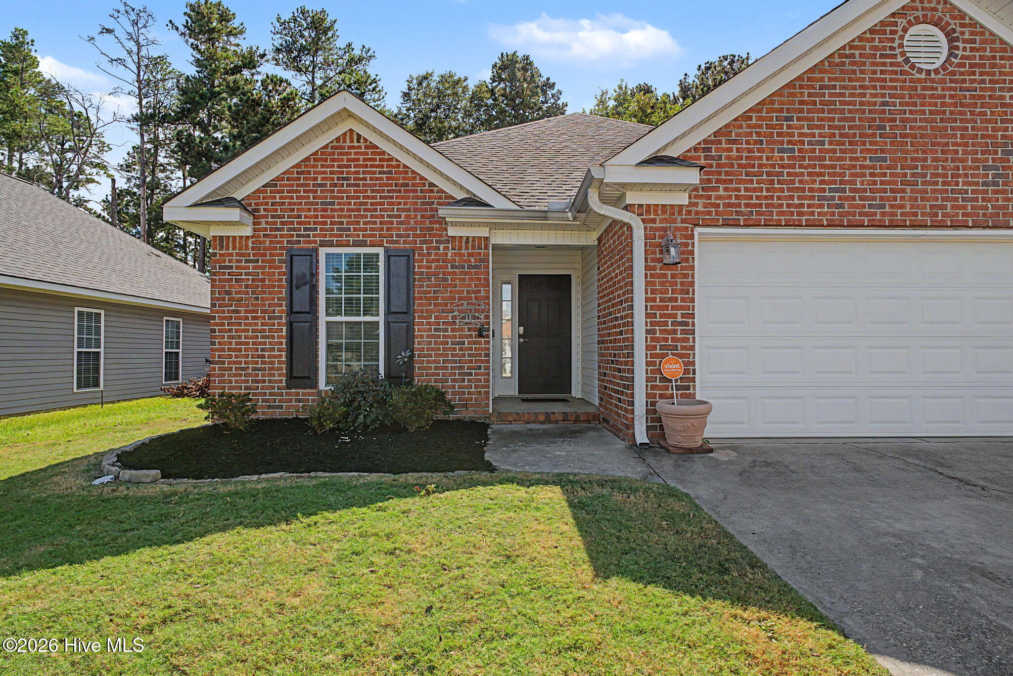 2110 Sylvan Lake Drive Property Photo 4