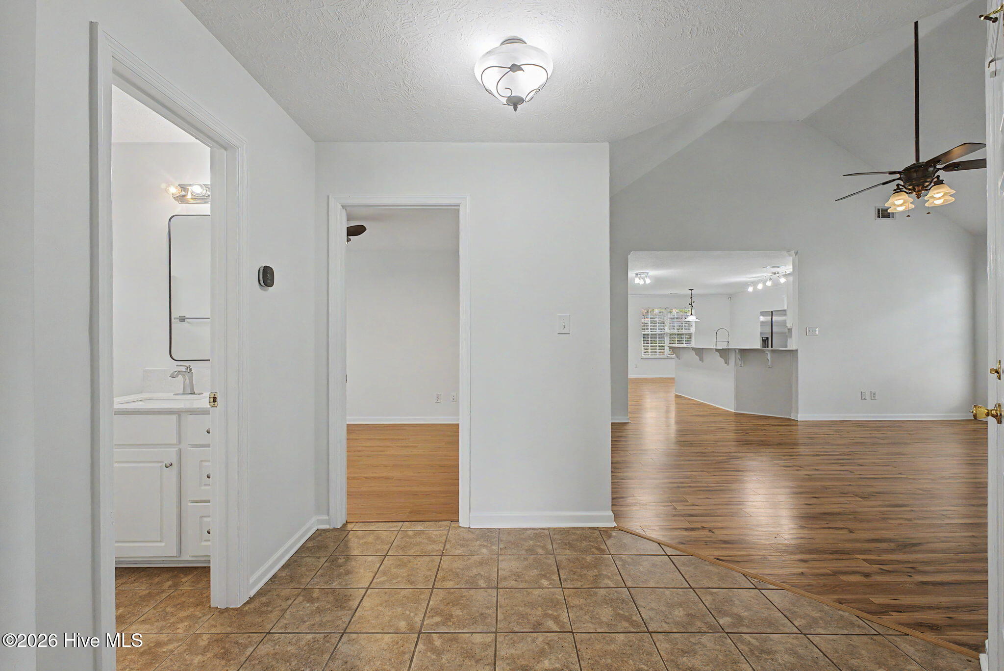 2110 Sylvan Lake Drive Property Photo 5