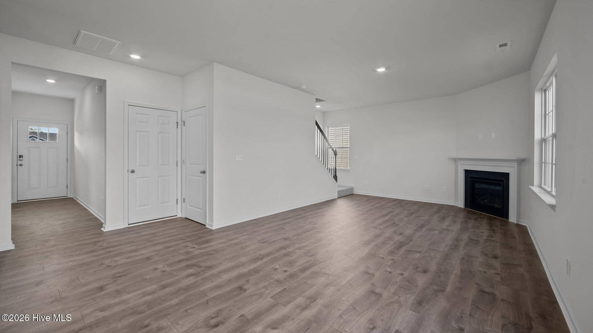 2702 Westwood Avenue W Property Photo 5