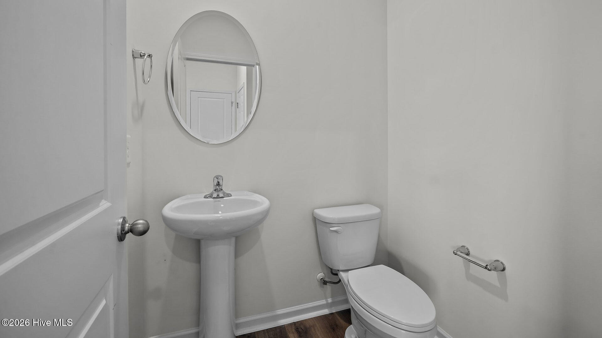 2702 Westwood Avenue W Property Photo 9