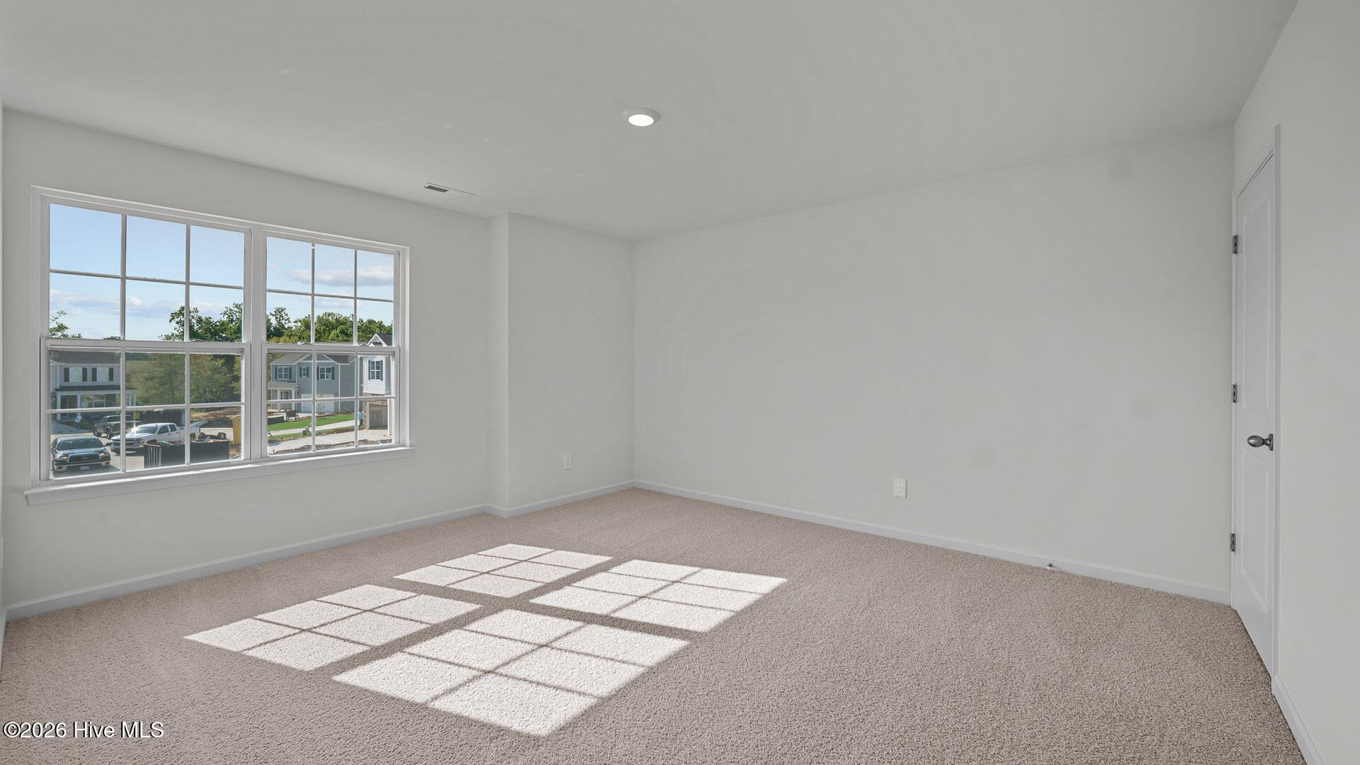 2702 Westwood Avenue W Property Photo 16