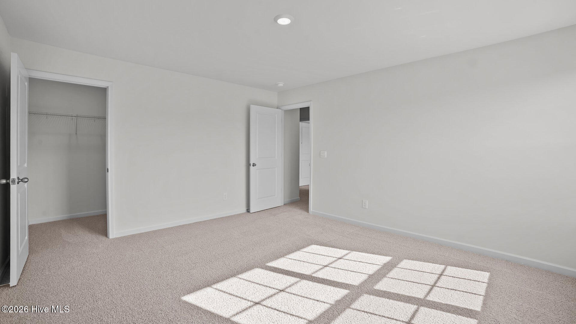 2702 Westwood Avenue W Property Photo 17