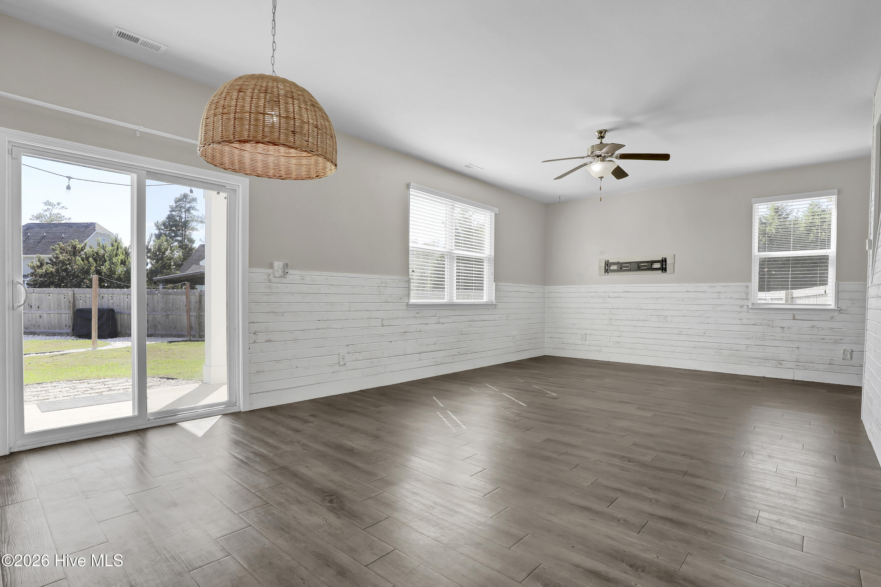 102 Tralee Place Property Photo 7
