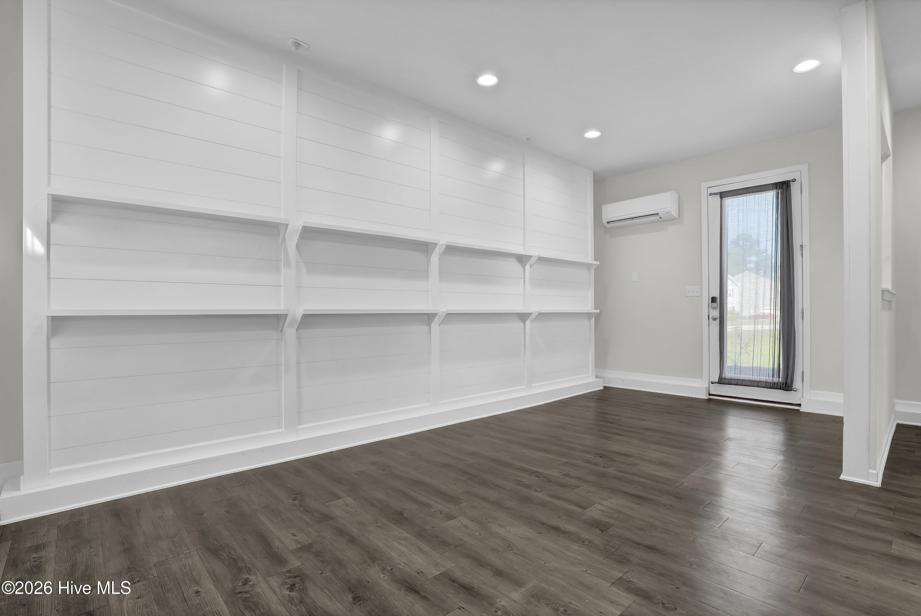 102 Tralee Place Property Photo 18