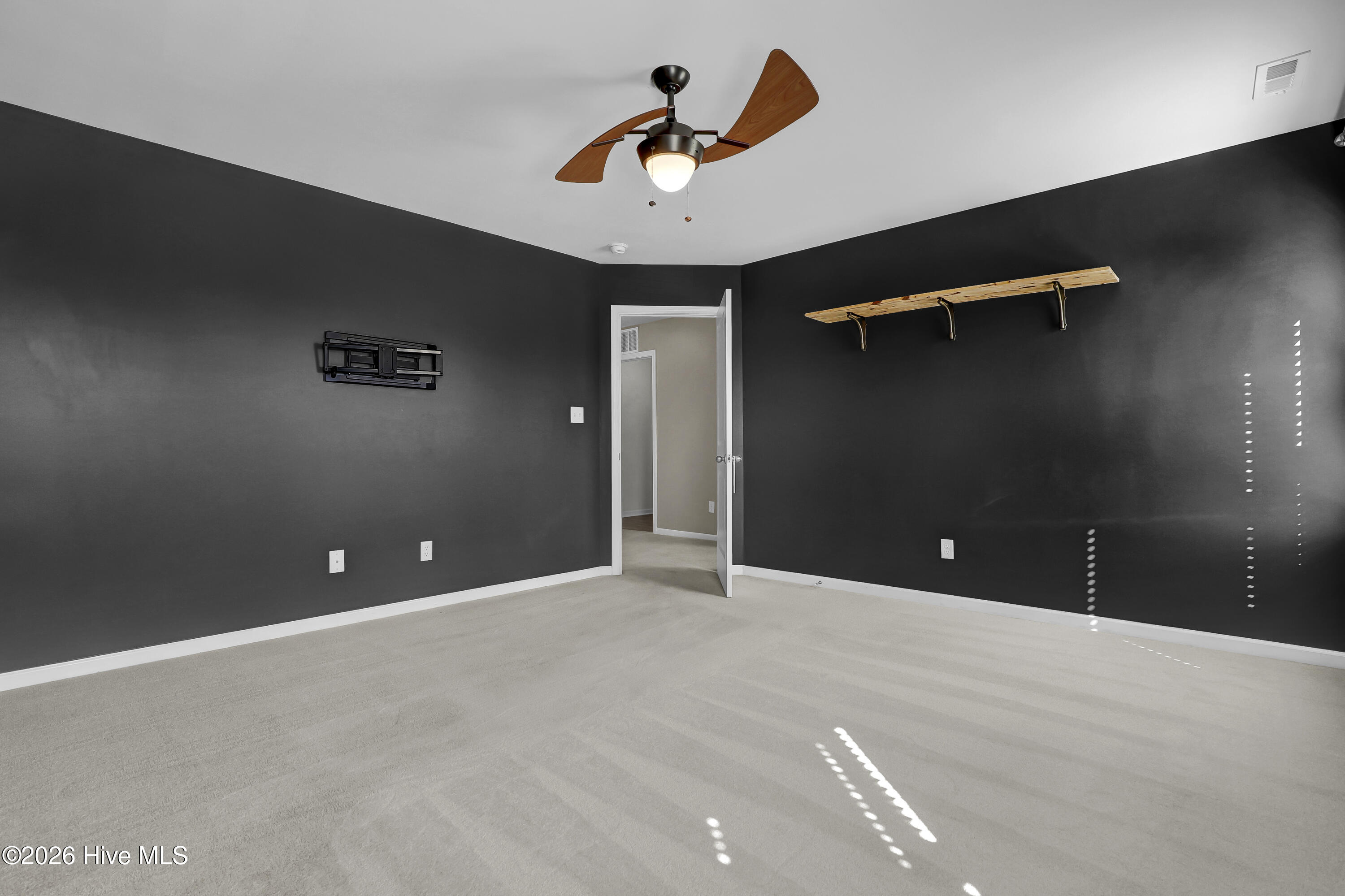 102 Tralee Place Property Photo 24