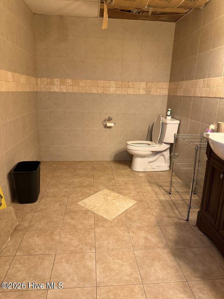 211 Shady Oak Drive Property Photo 10