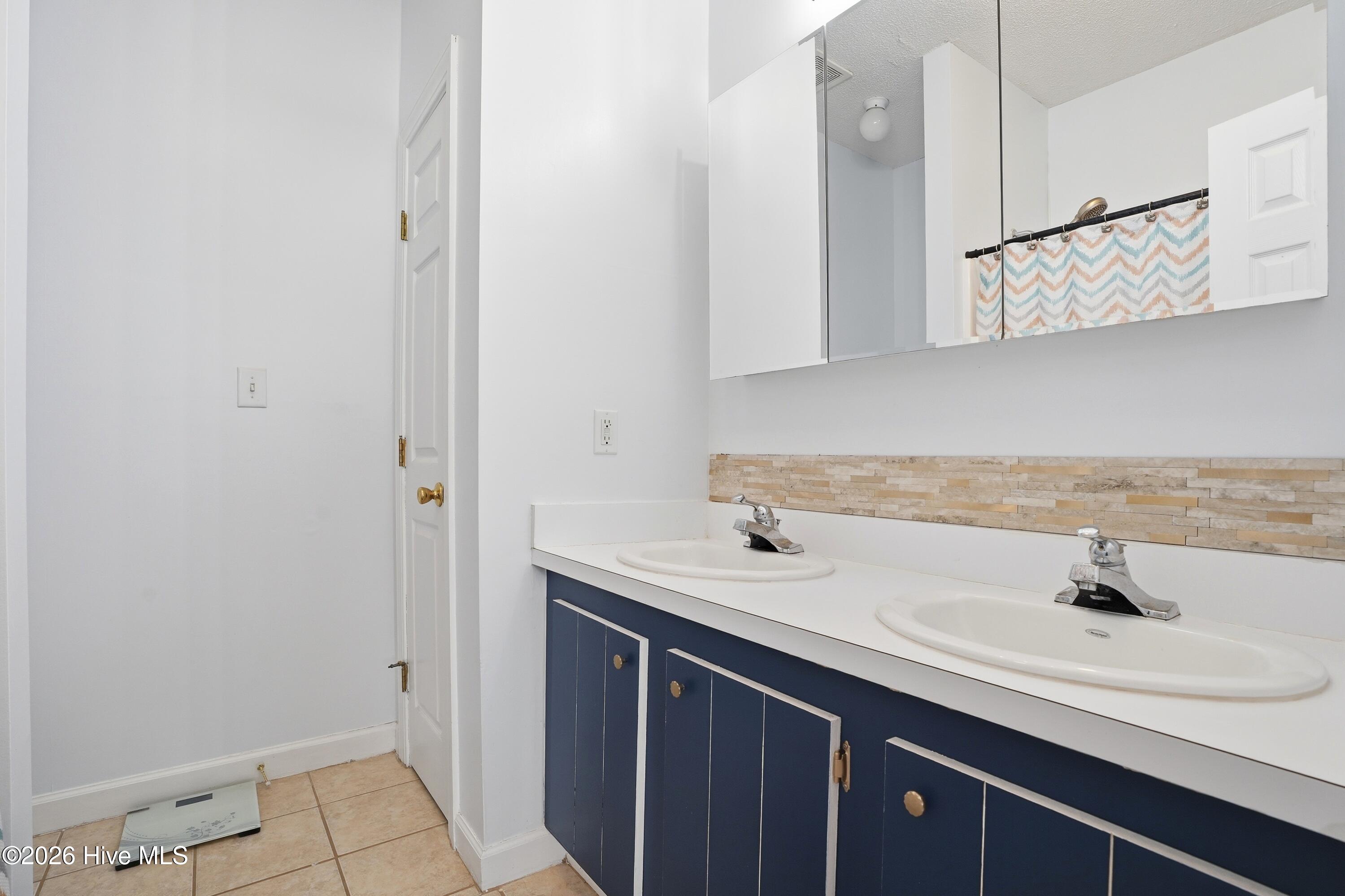 240 Katie Drive Property Photo 16