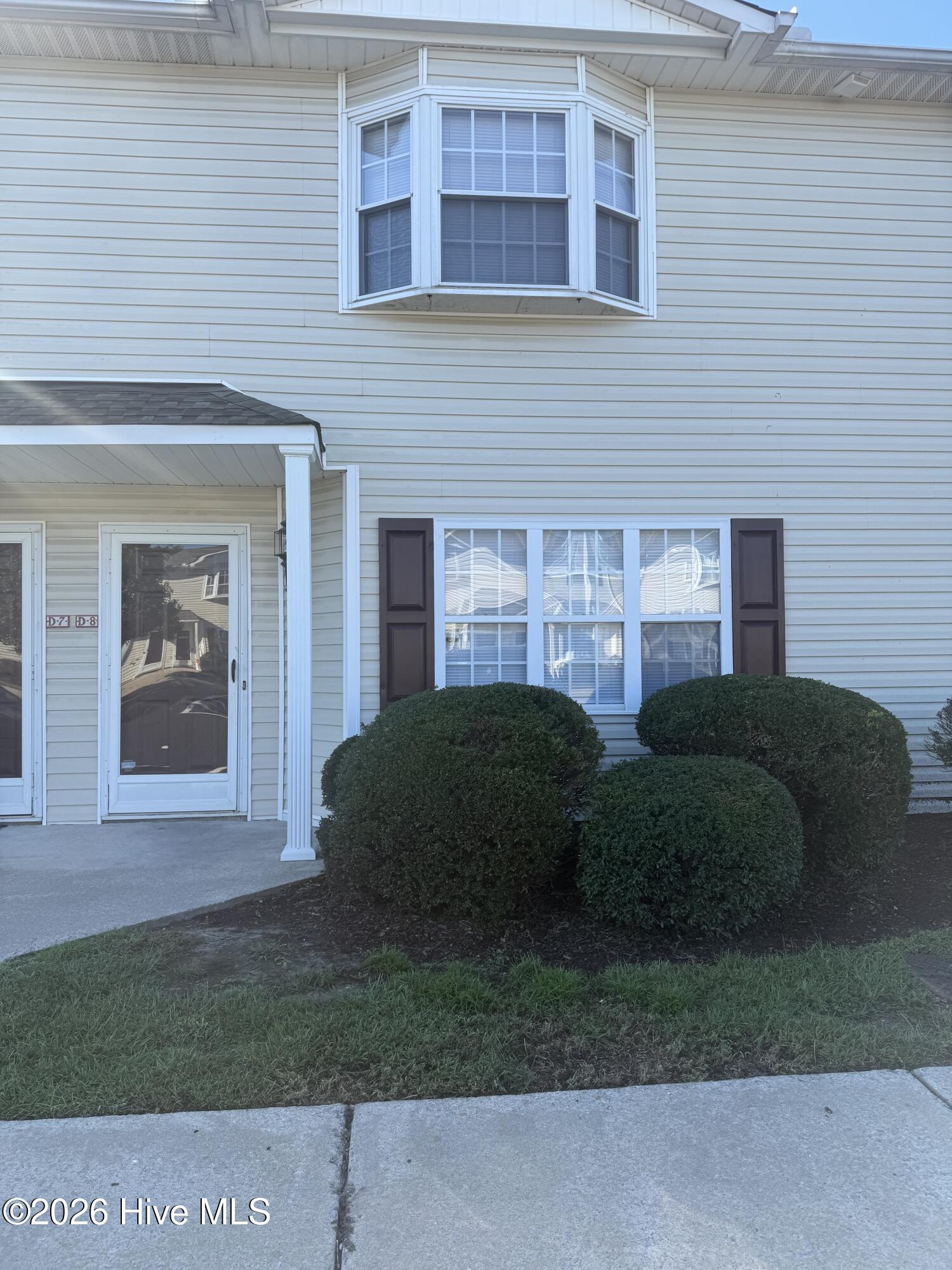2116 Flagstone Court D8 Property Photo 1