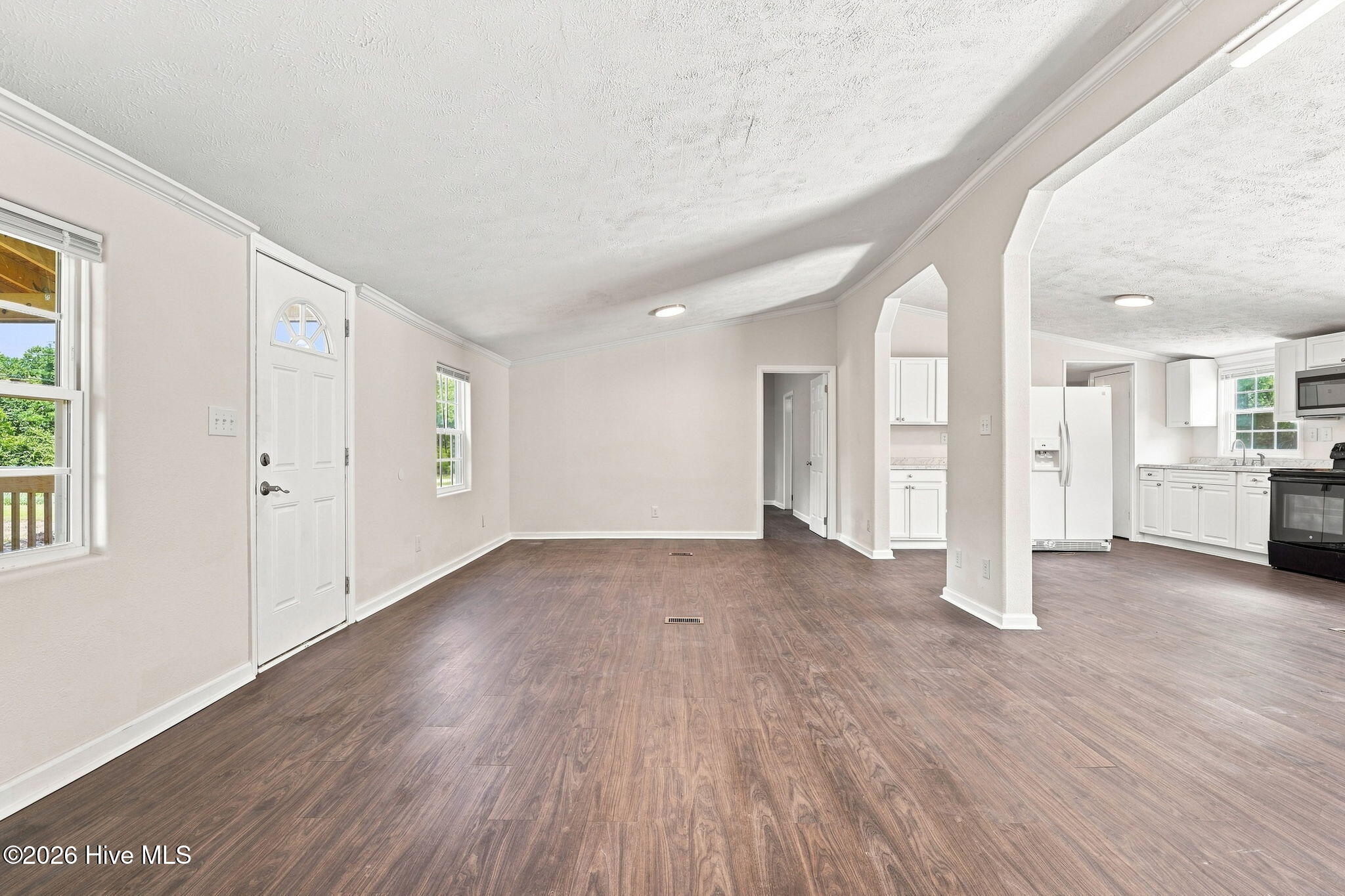 23281 Marston Road Property Photo 6