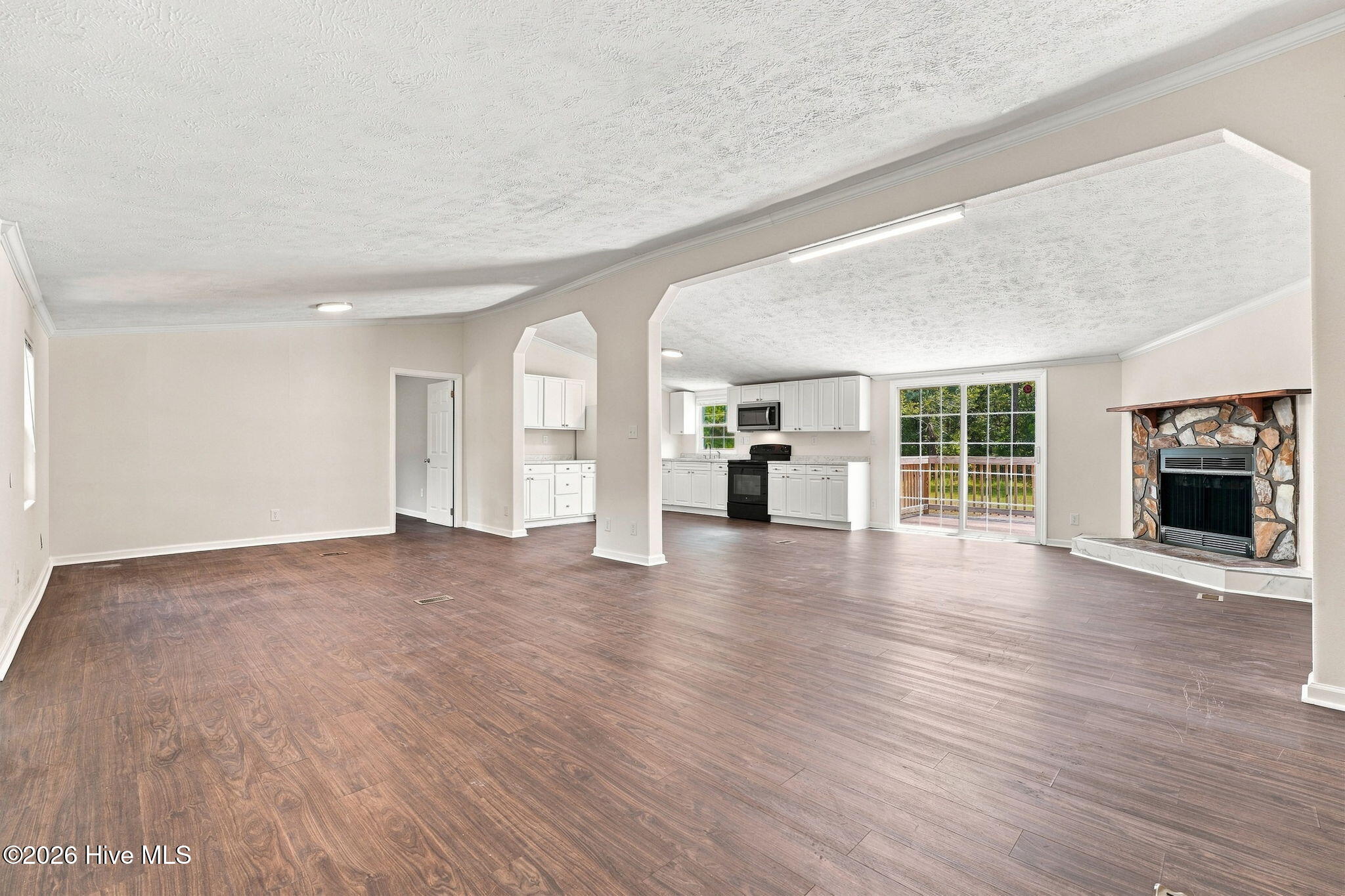 23281 Marston Road Property Photo 7