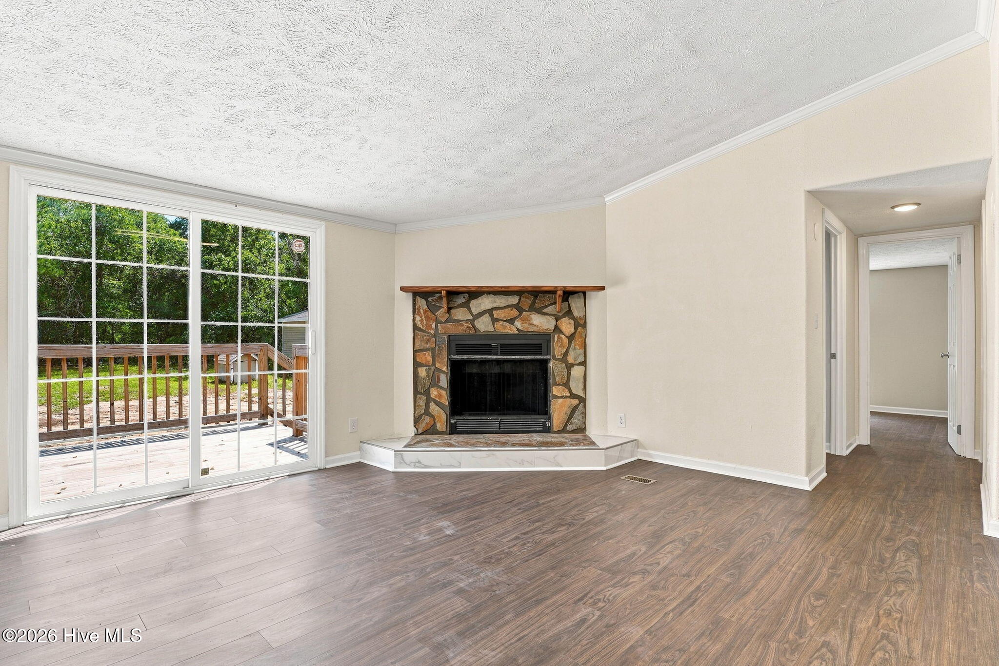 23281 Marston Road Property Photo 9