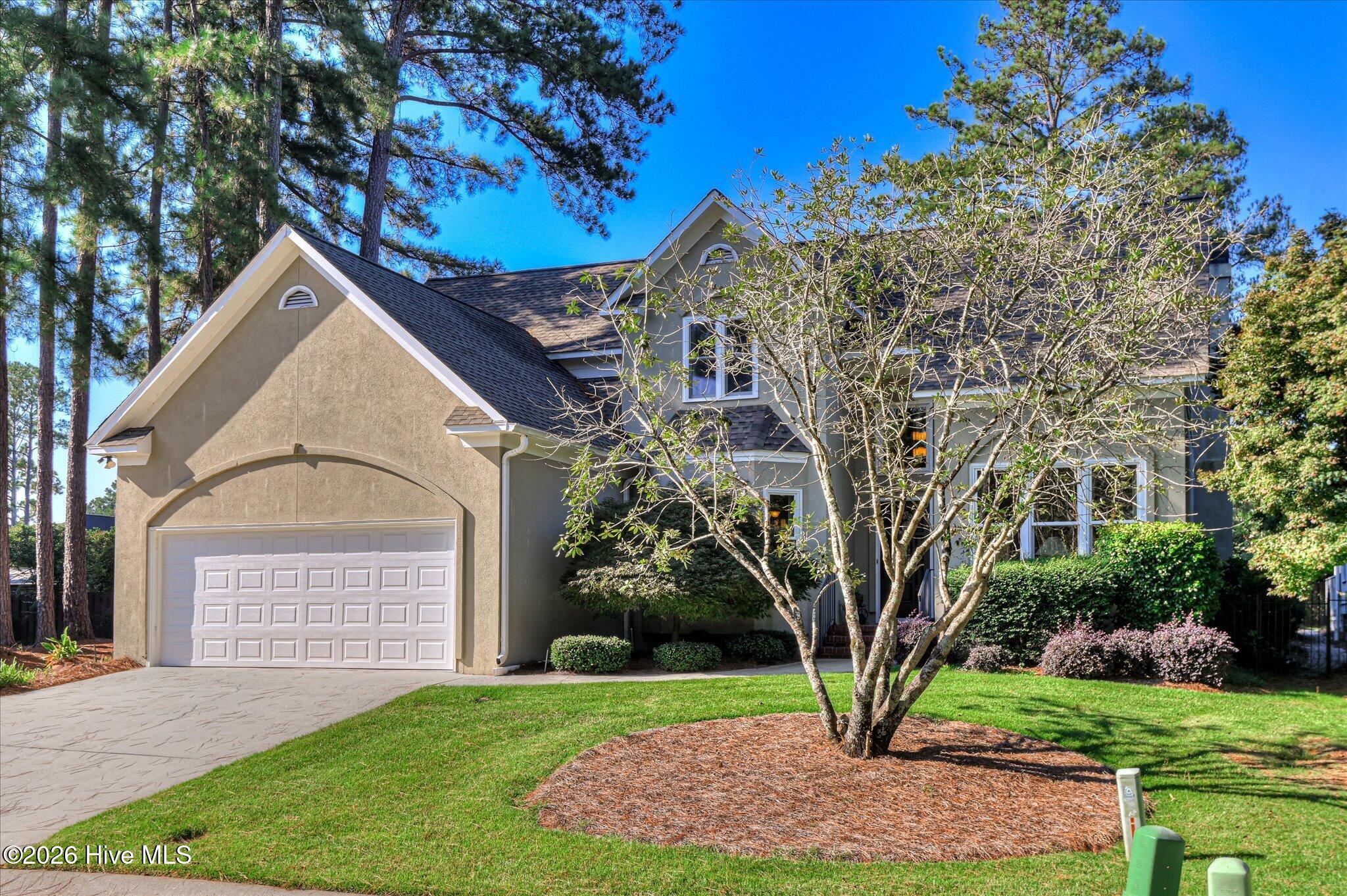 670 Glen Abbey Drive Property Photo 2