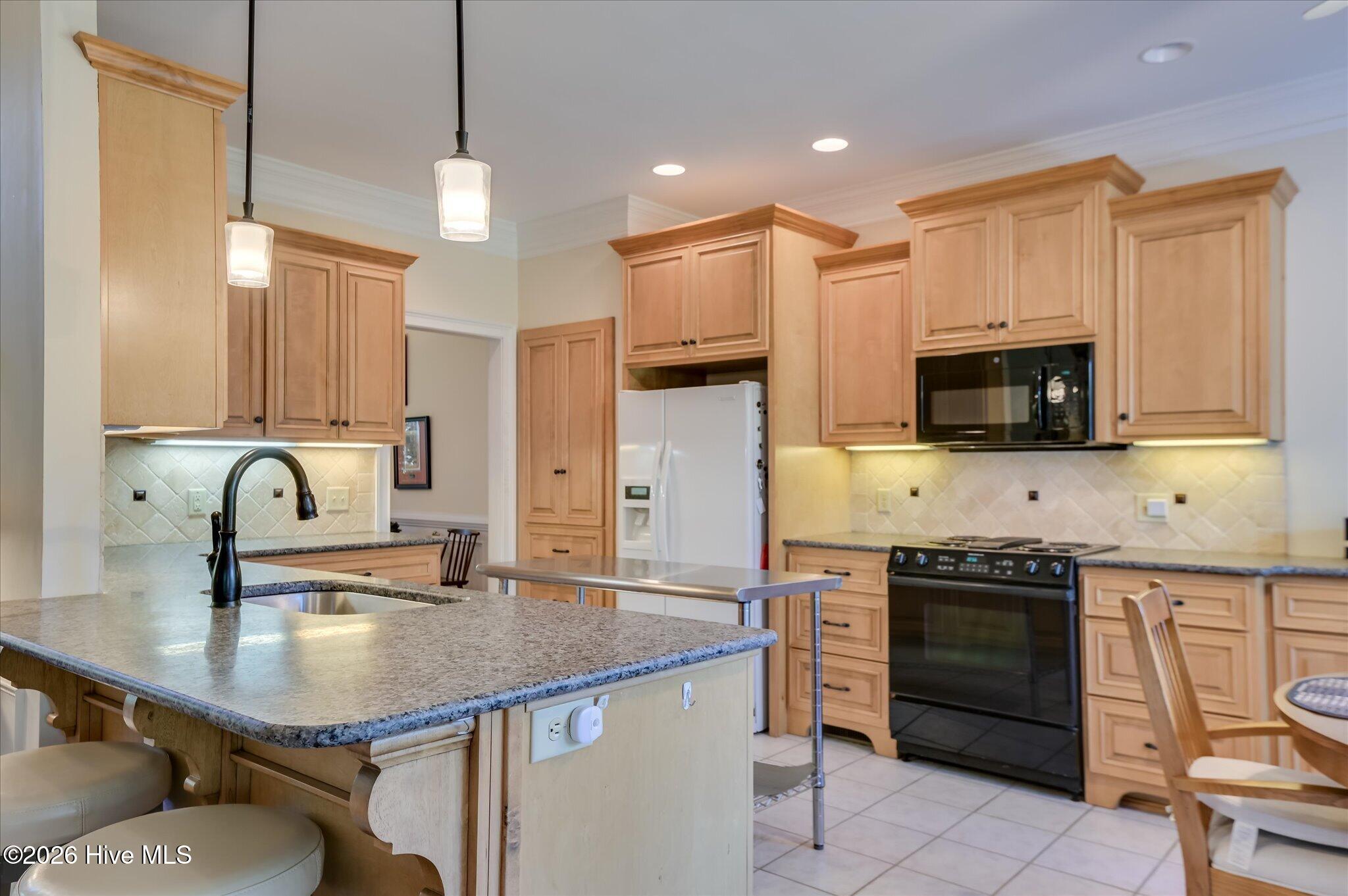 670 Glen Abbey Drive Property Photo 21