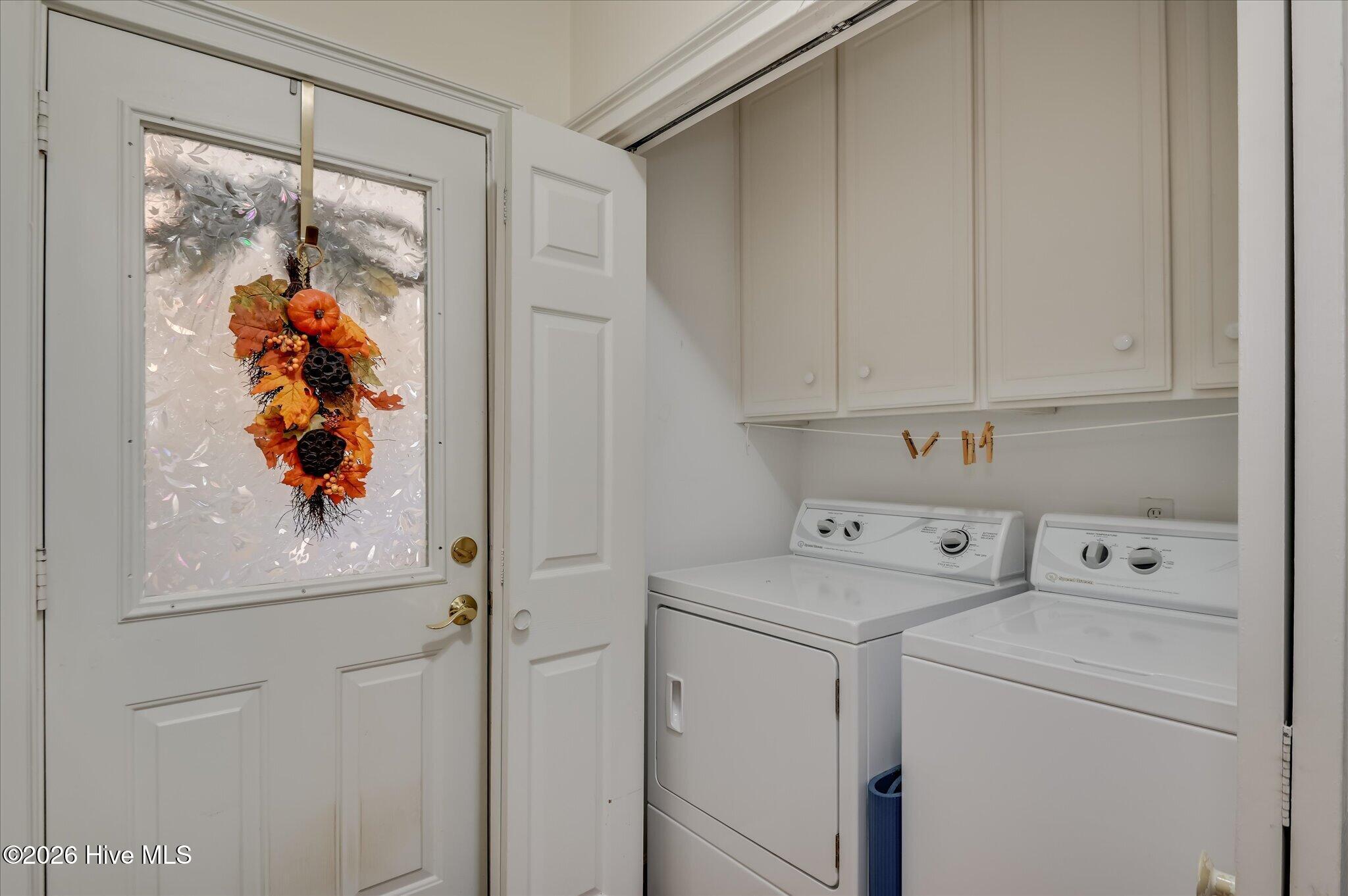 670 Glen Abbey Drive Property Photo 40