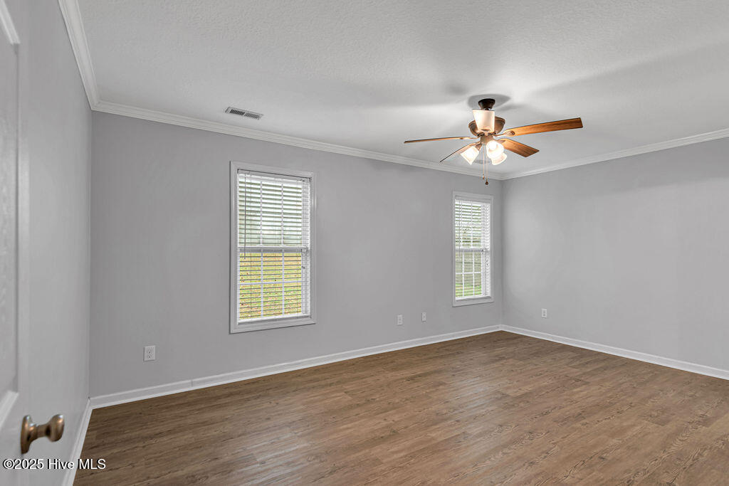 104 Elbert Way Property Photo 14