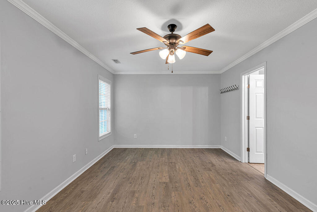 104 Elbert Way Property Photo 15