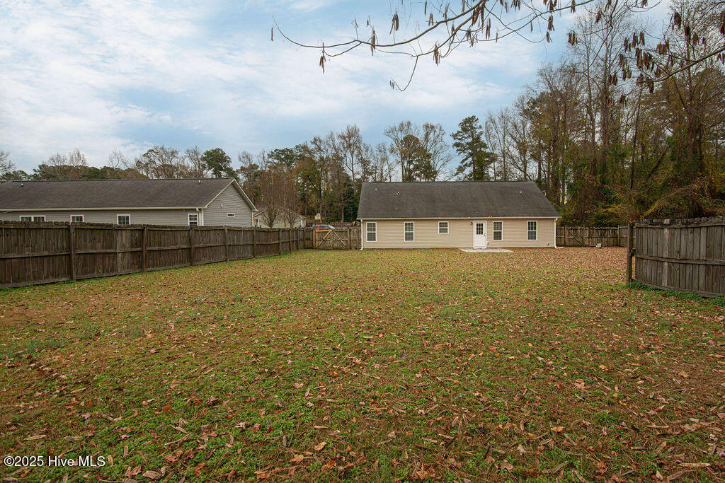 104 Elbert Way Property Photo 25