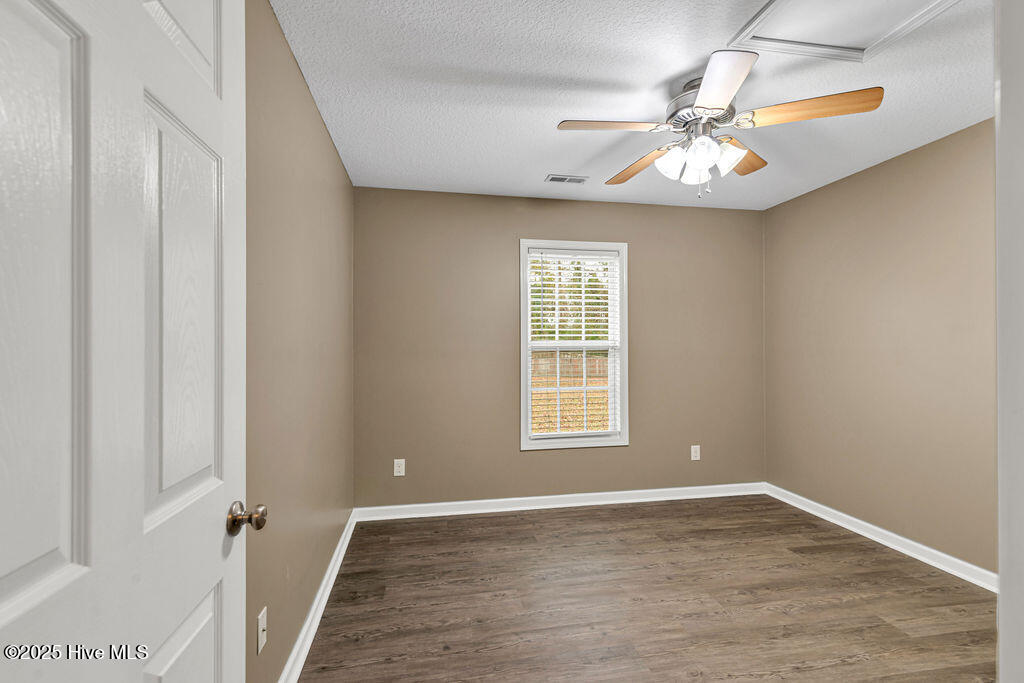 104 Elbert Way Property Photo 29