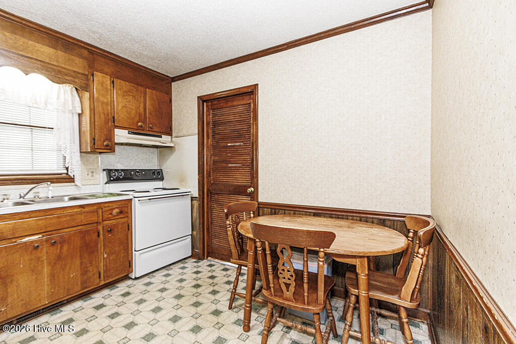 1821 Augustus Drive Property Photo 30
