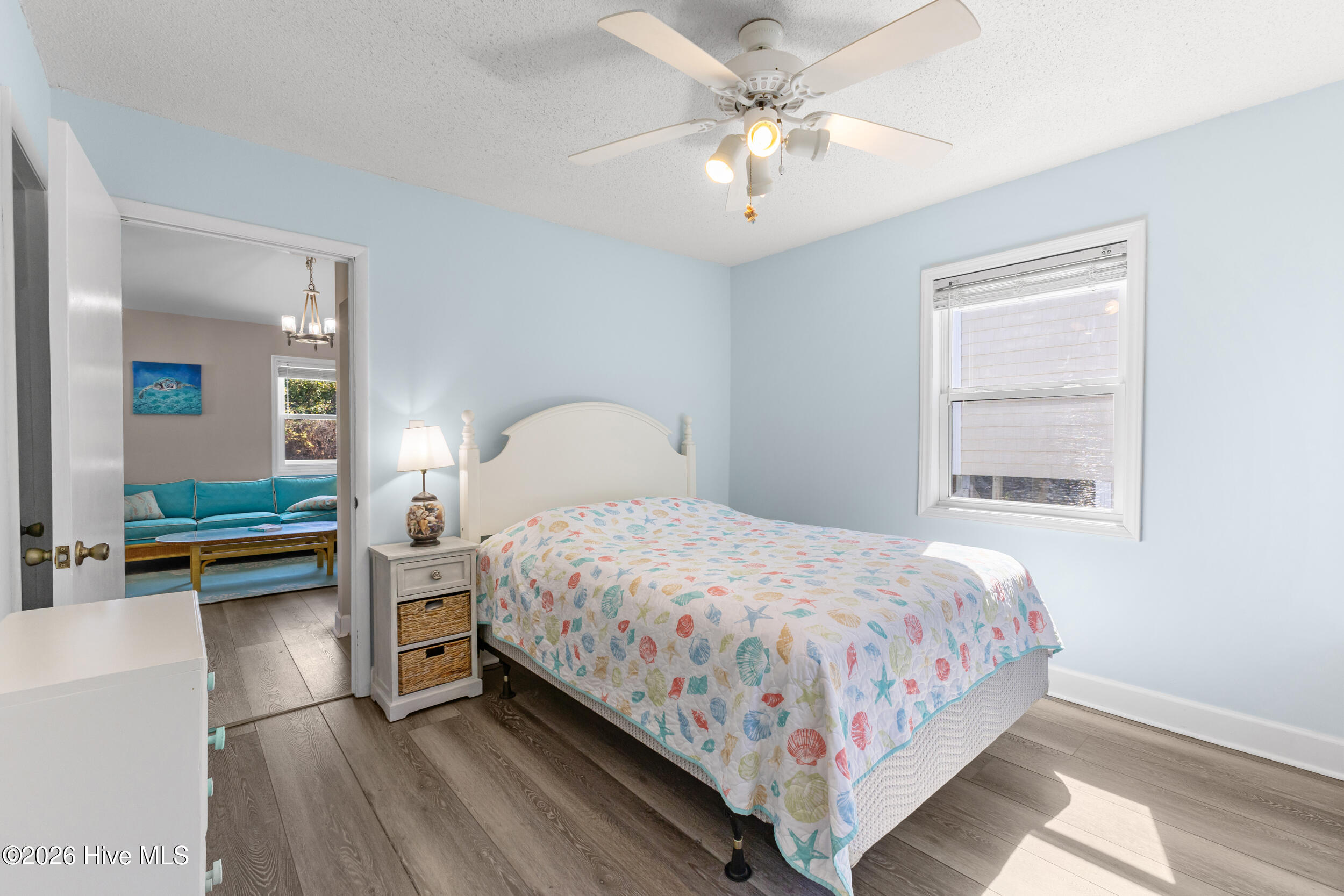 1123 S Topsail Drive Property Photo 11