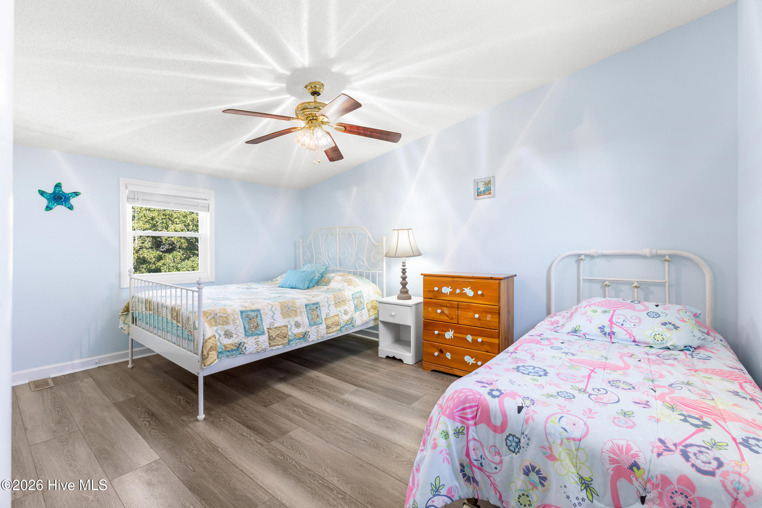 1123 S Topsail Drive Property Photo 14