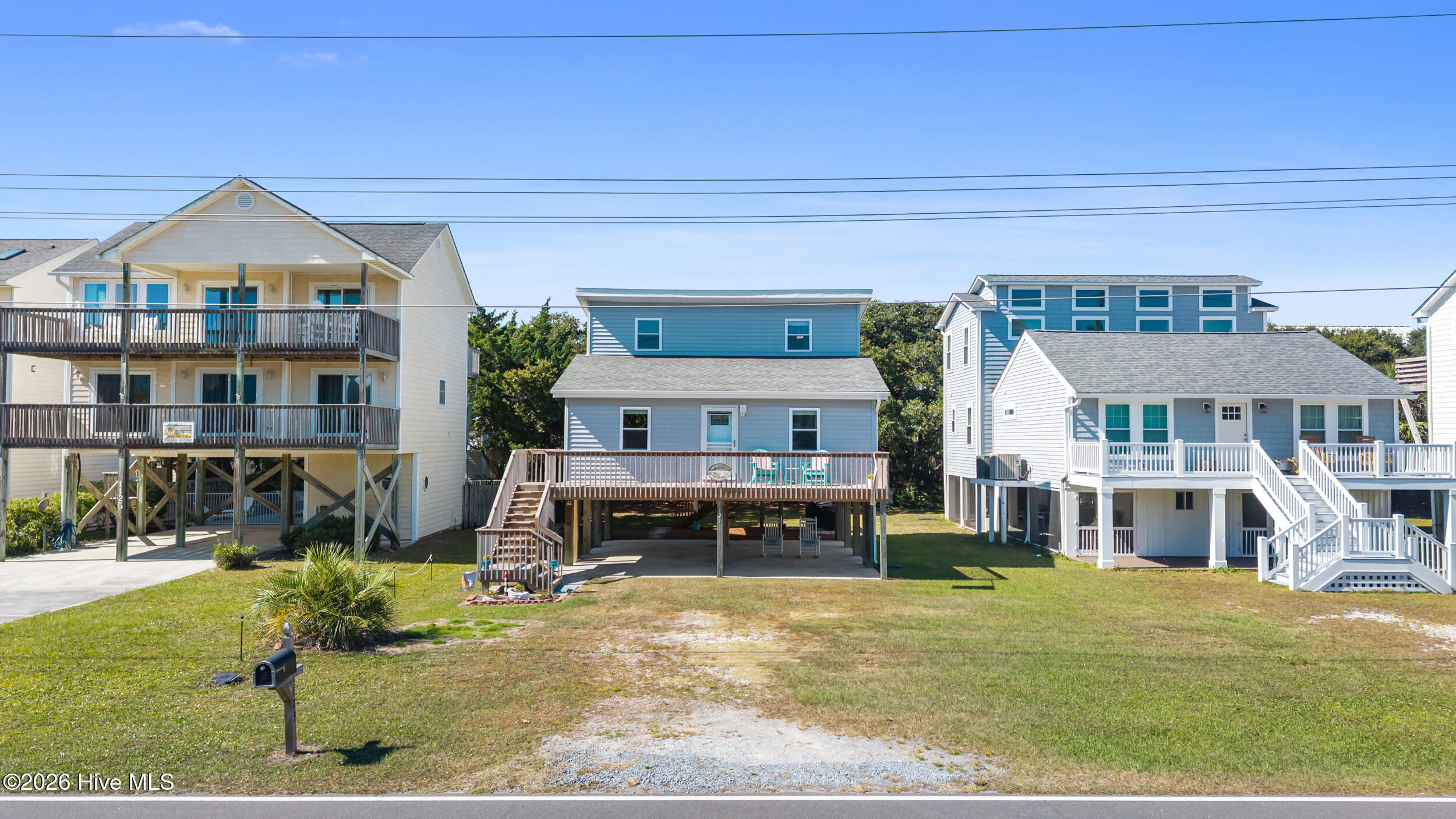 1123 S Topsail Drive Property Photo 24