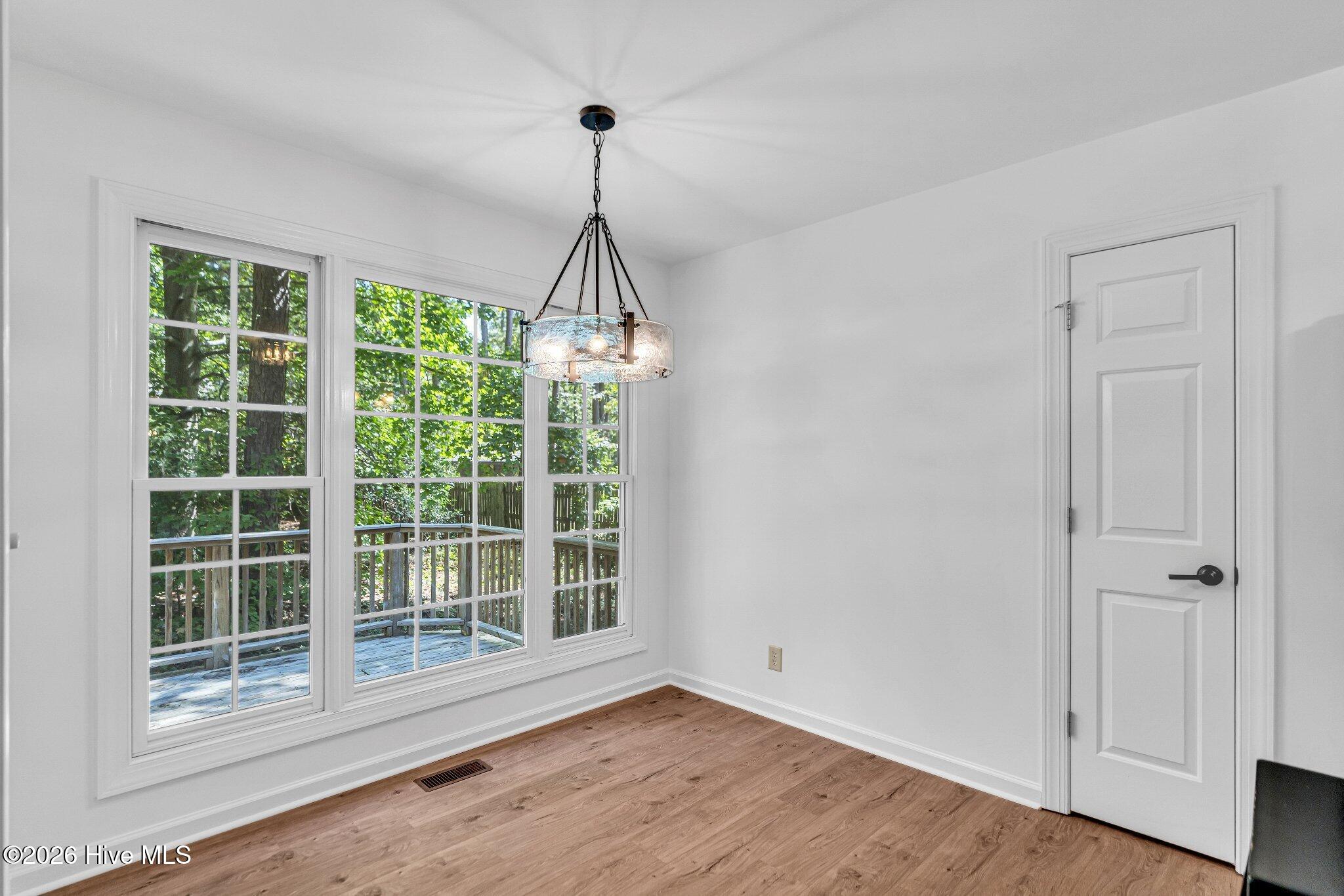 505 Elk Road Property Photo 16