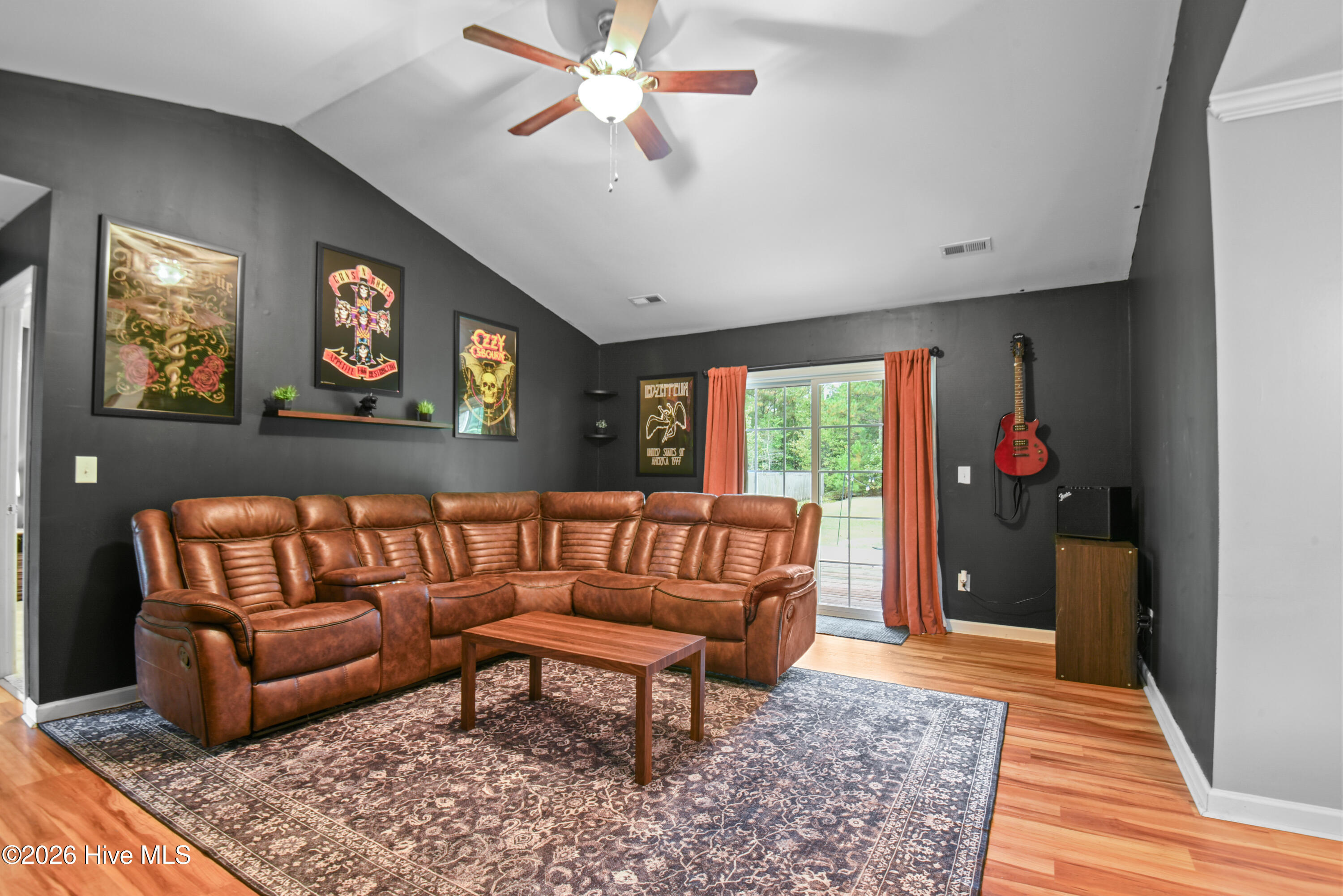 146 Ashbury Park Lane Property Photo 3
