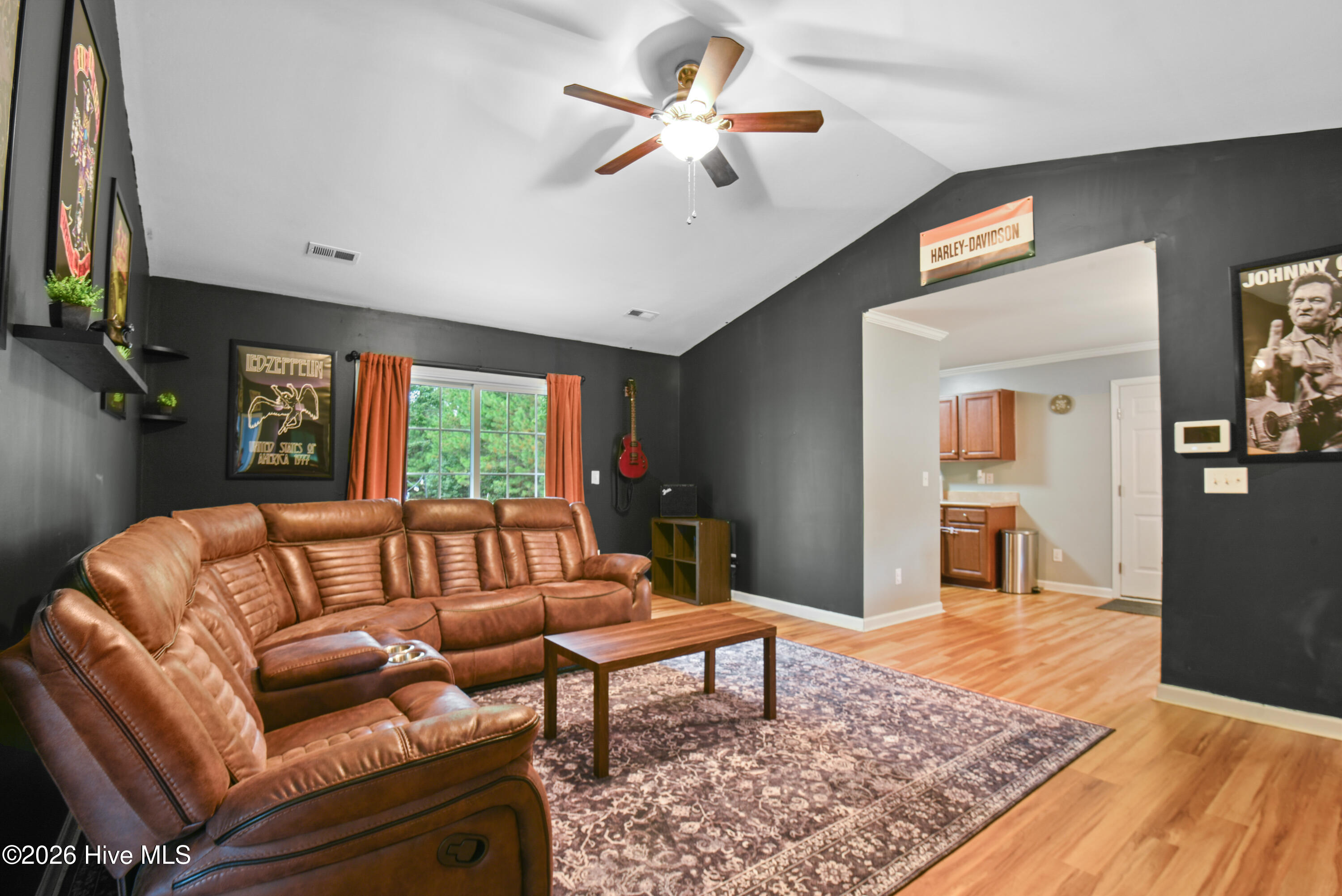 146 Ashbury Park Lane Property Photo 4