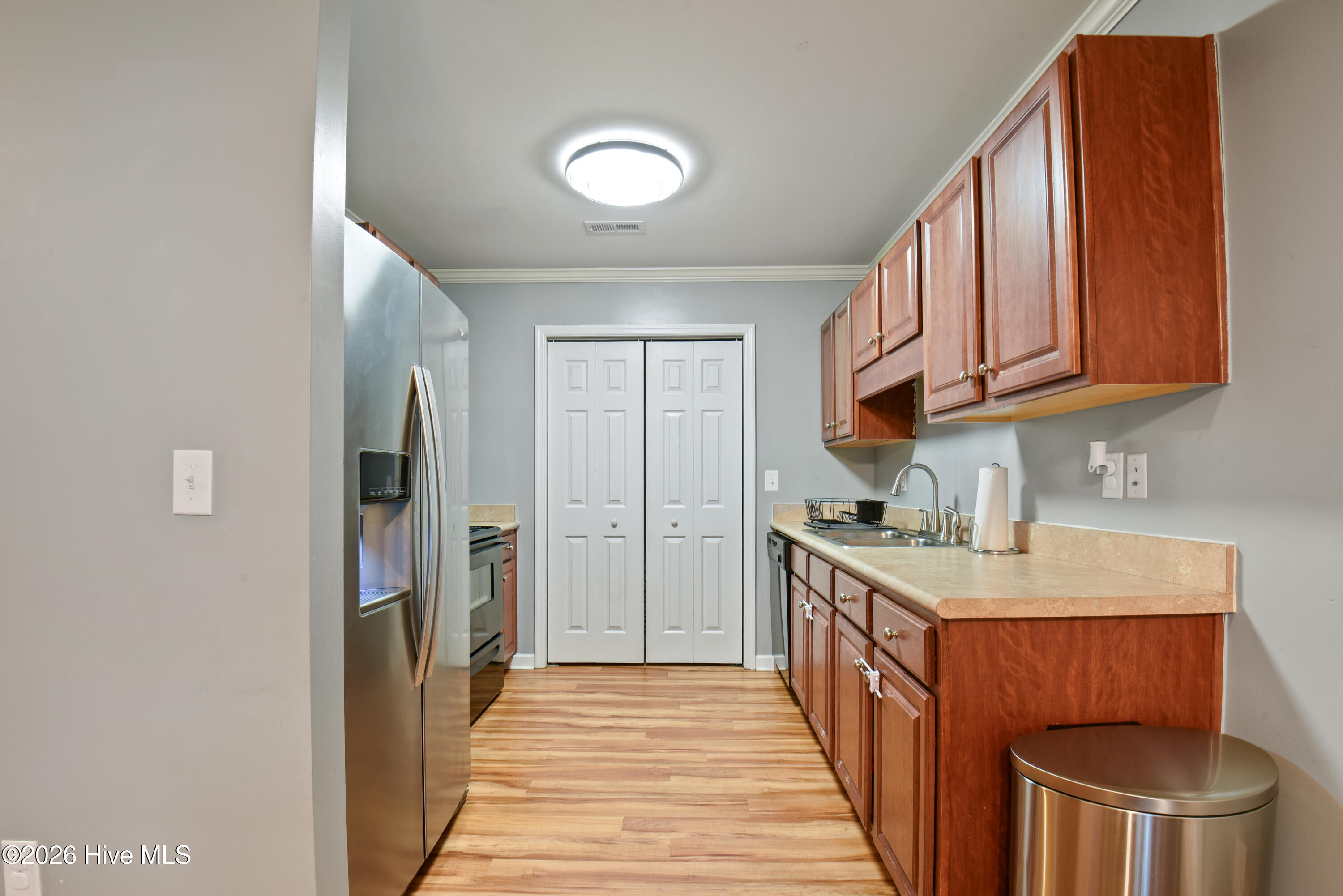 146 Ashbury Park Lane Property Photo 8