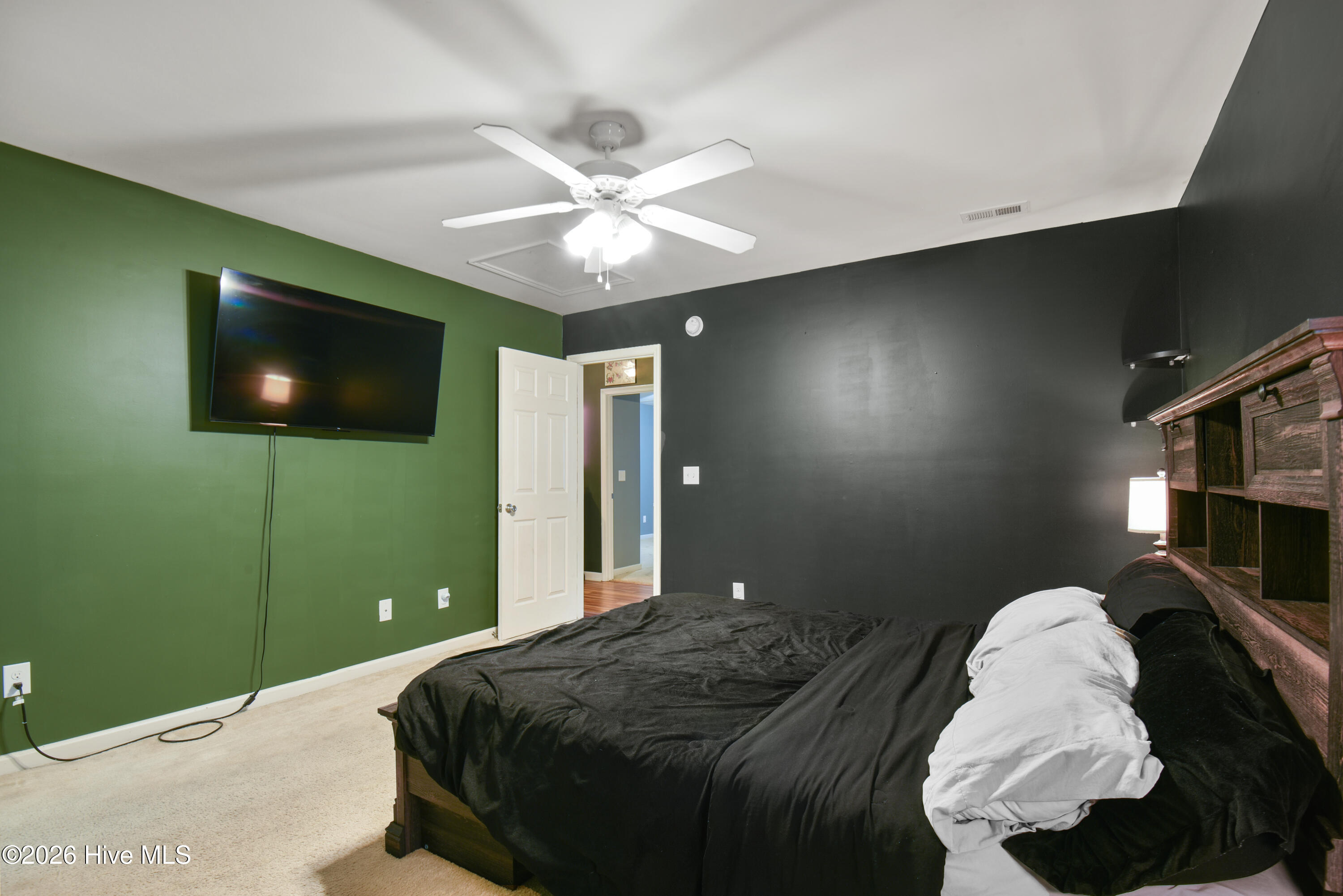 146 Ashbury Park Lane Property Photo 14