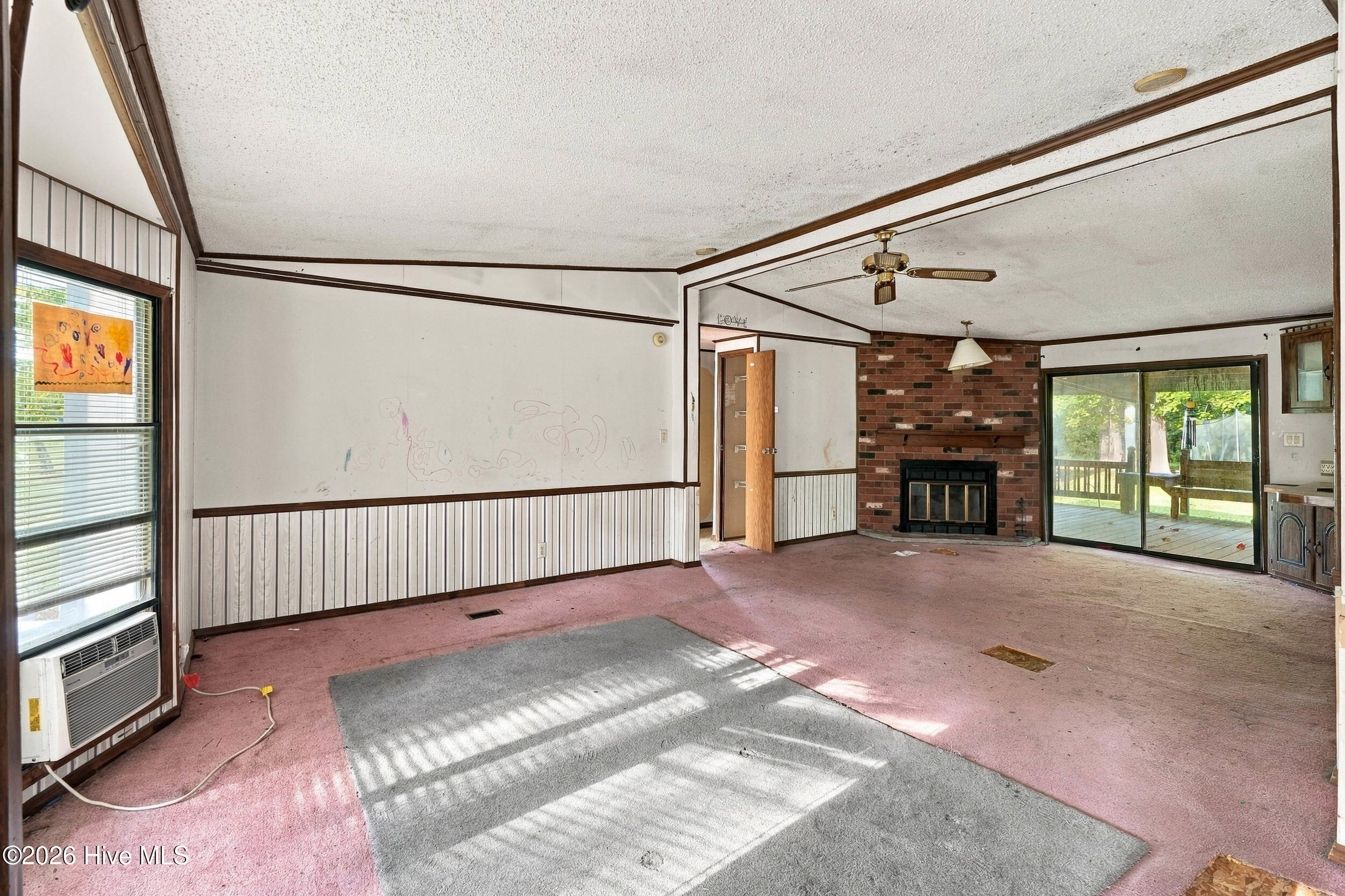 104 Sandy Creek Drive Property Photo 5
