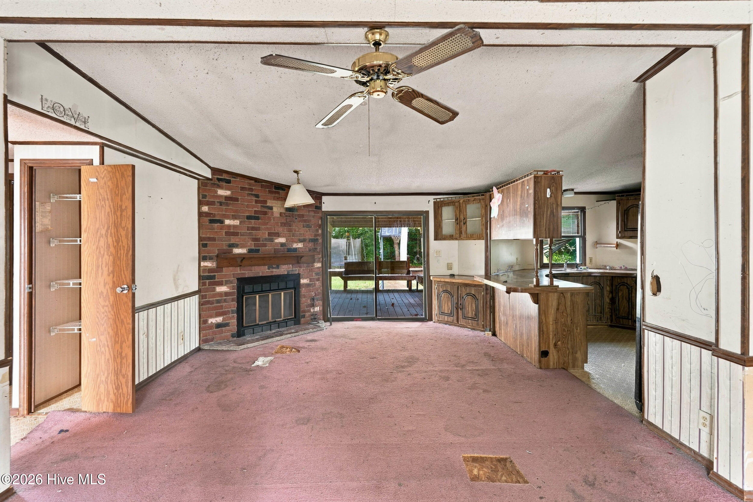 104 Sandy Creek Drive Property Photo 9