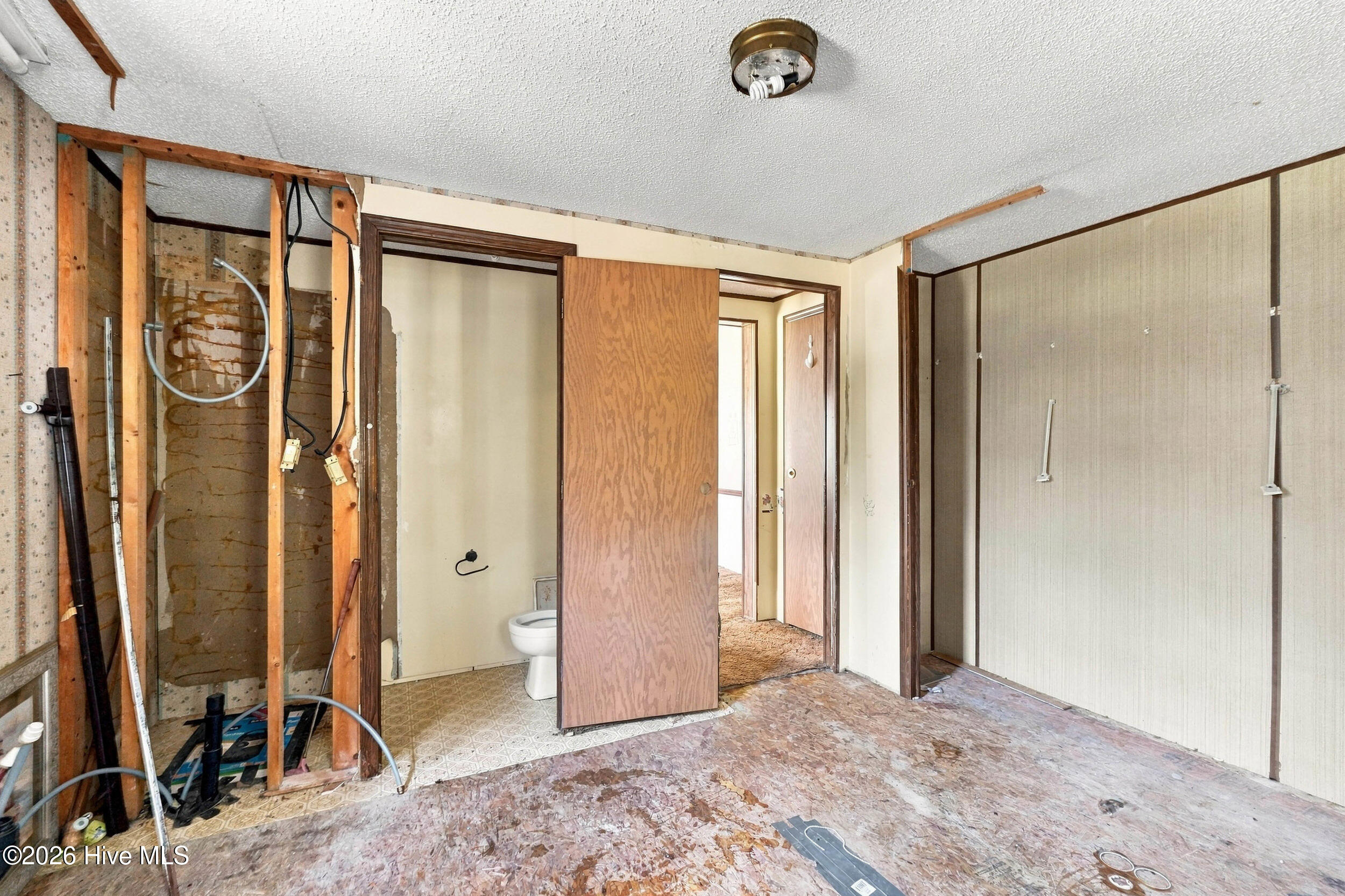 104 Sandy Creek Drive Property Photo 17
