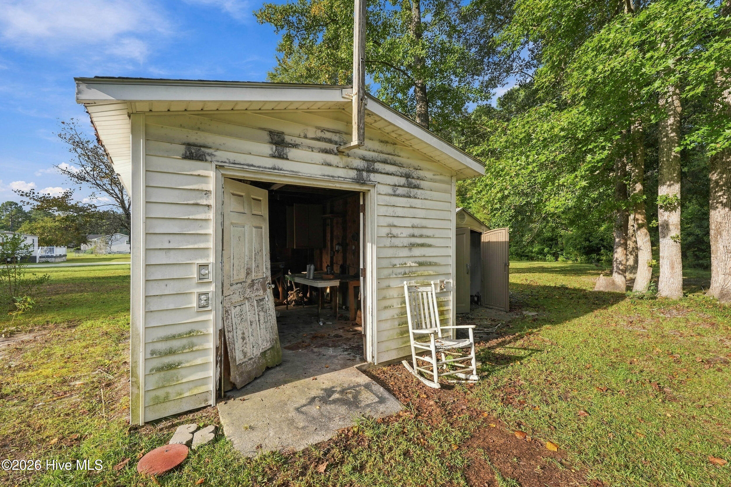 104 Sandy Creek Drive Property Photo 26