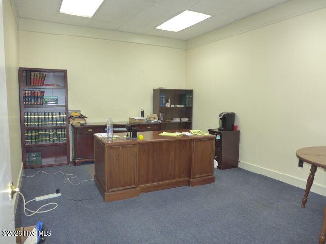 127 S Queen Street Property Photo 4
