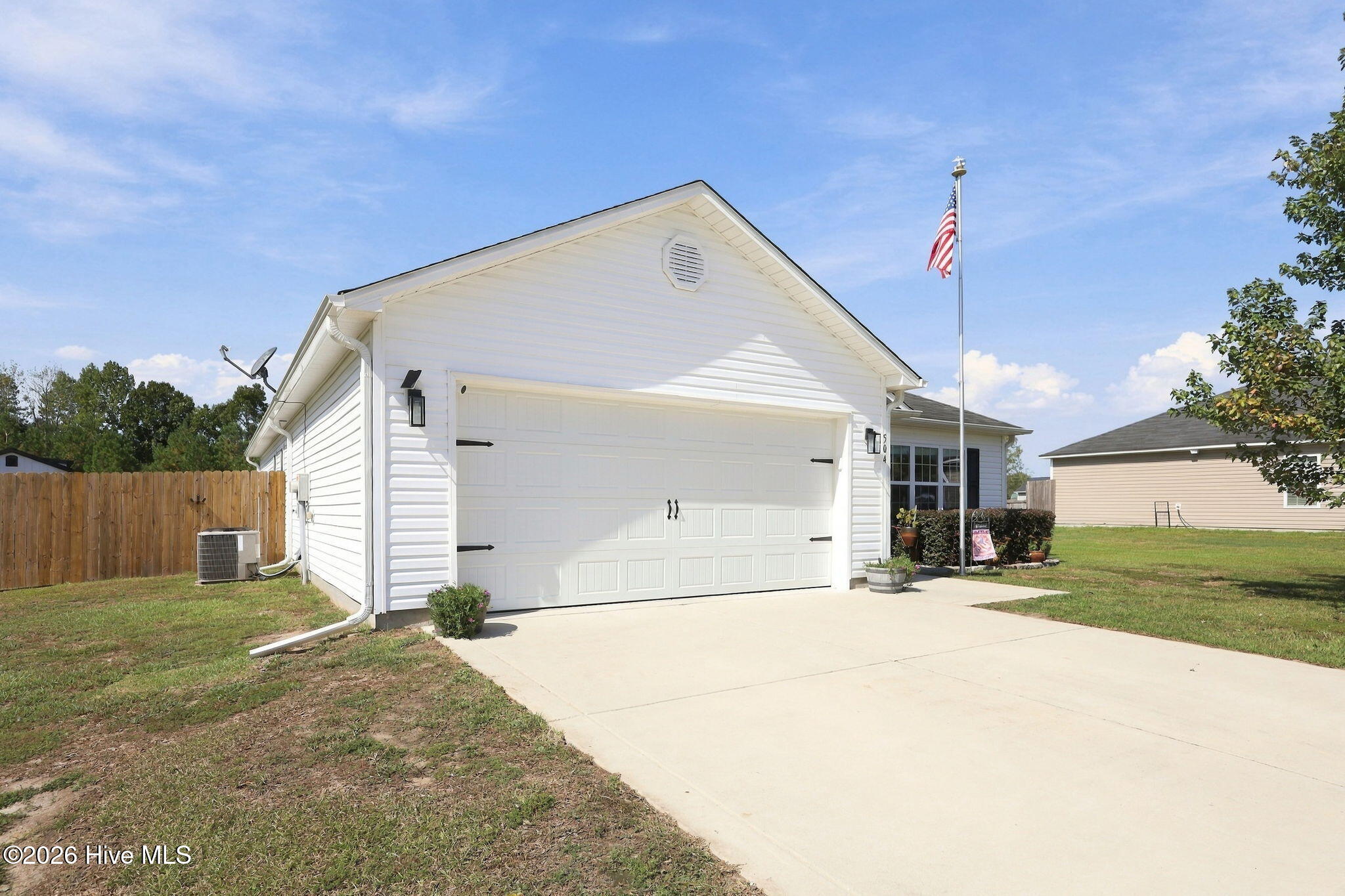 504 Spiro Court Property Photo 3