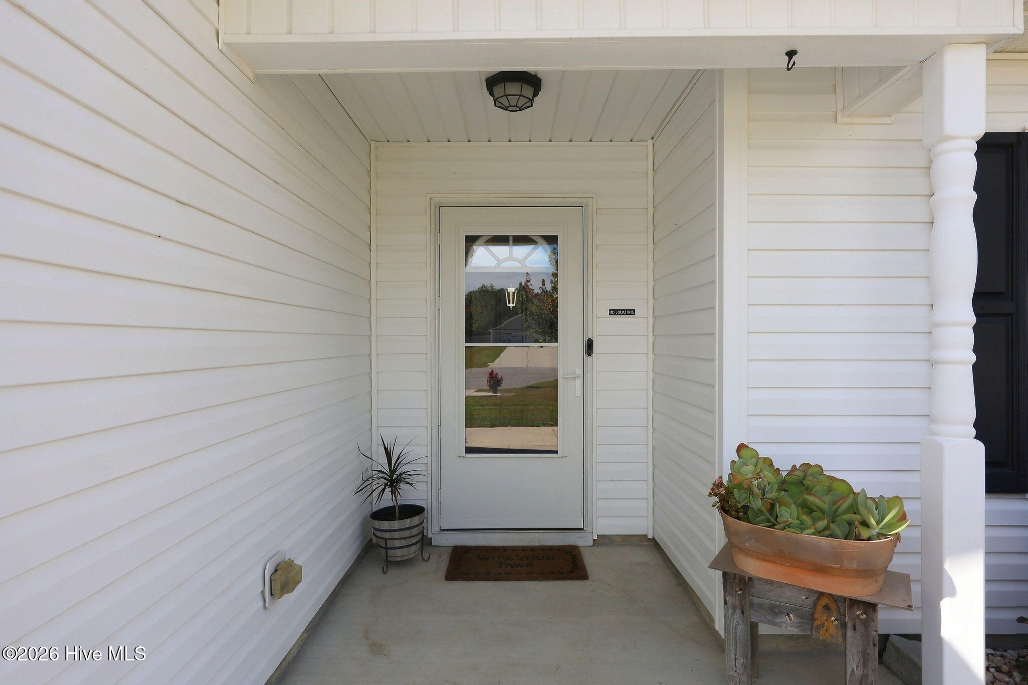 504 Spiro Court Property Photo 7
