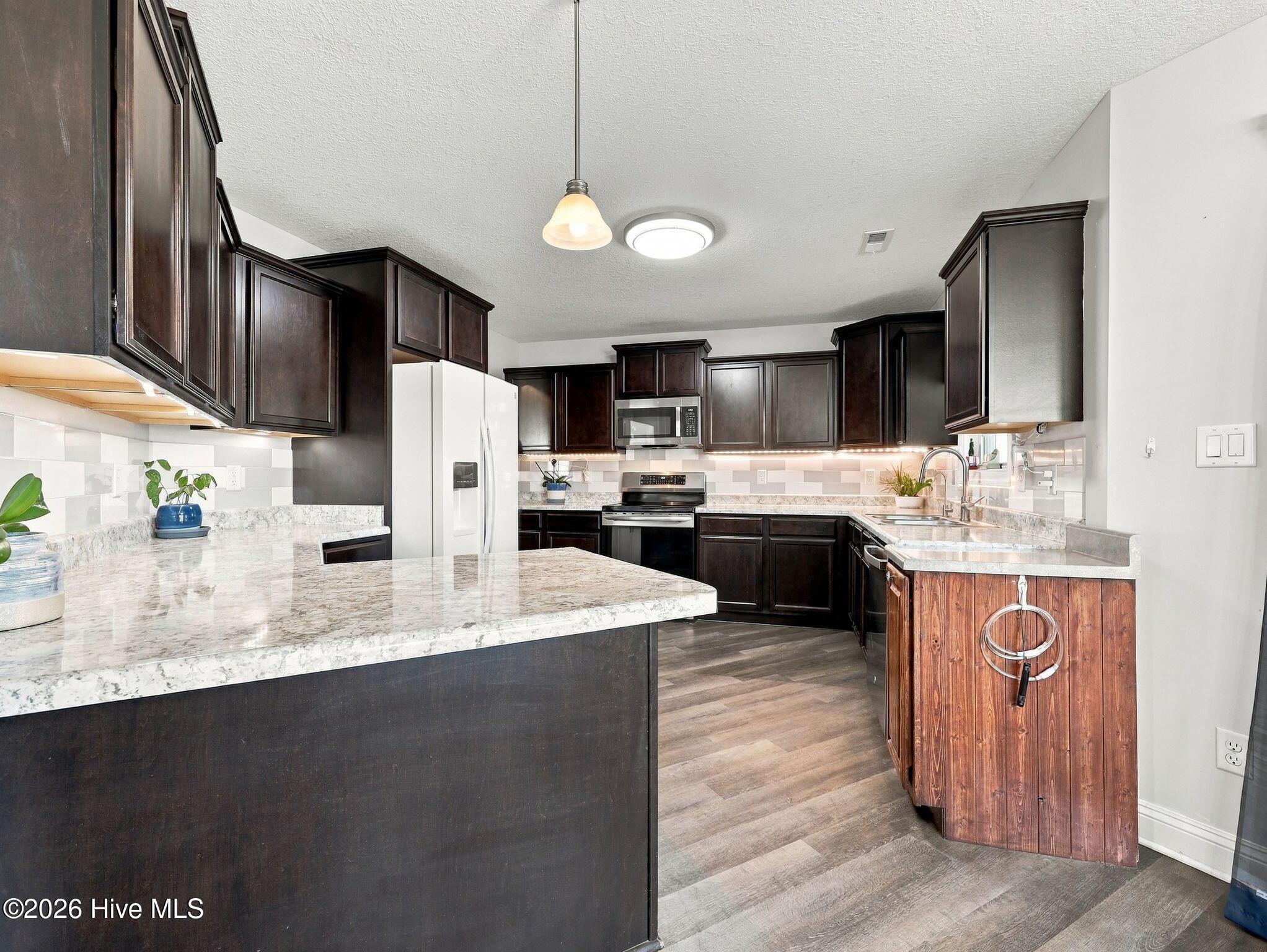 504 Spiro Court Property Photo 15
