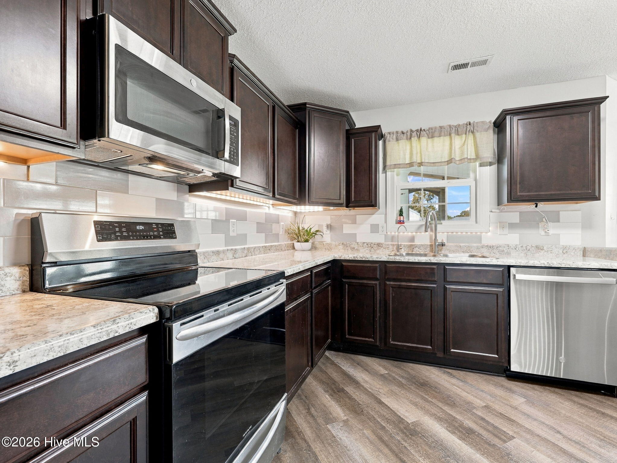 504 Spiro Court Property Photo 19
